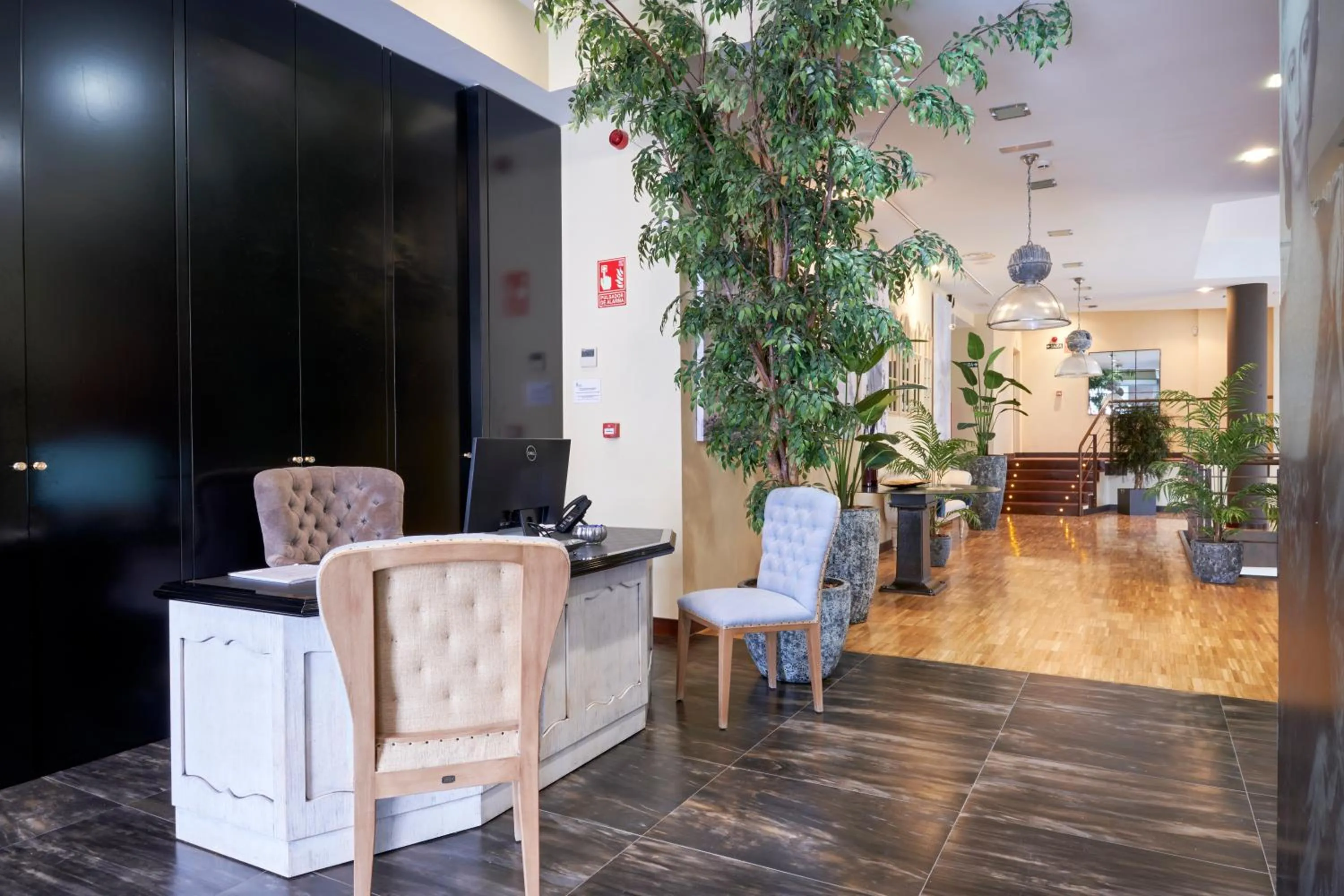 Lobby or reception in Hotel AR Isabel de Farnesio