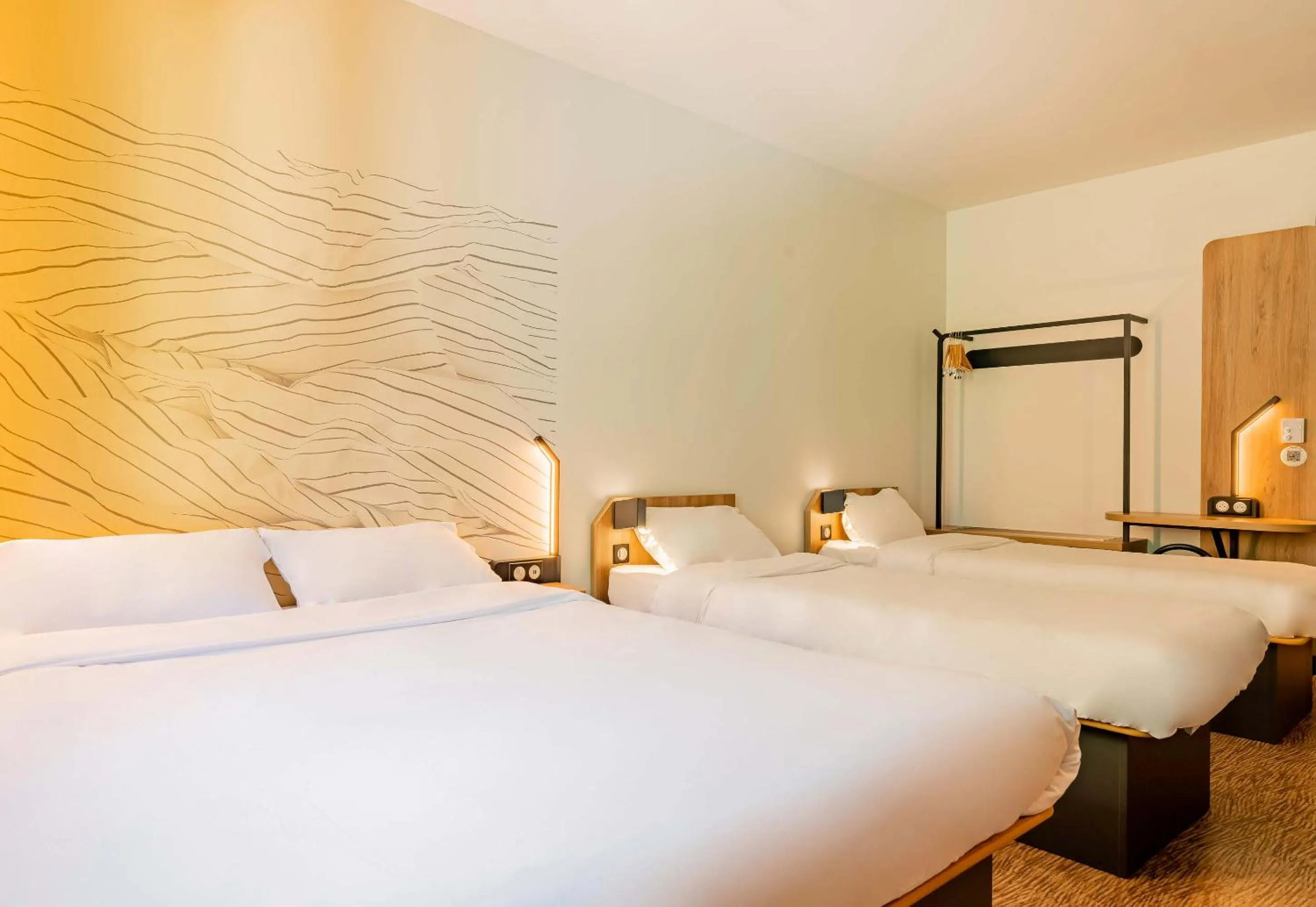 Bedroom, Bed in B&B HOTEL Le Touquet