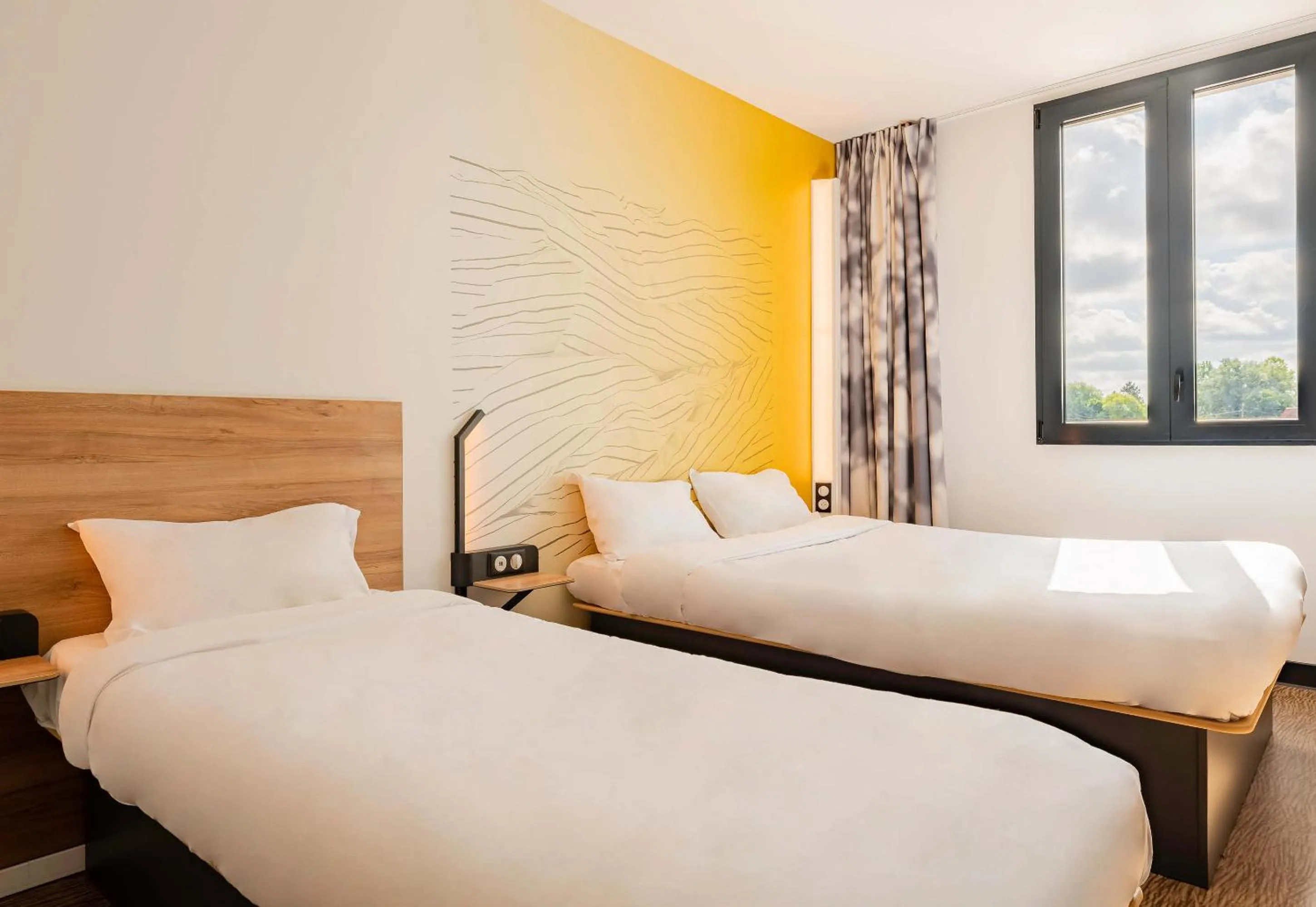 Bedroom, Bed in B&B HOTEL Le Touquet