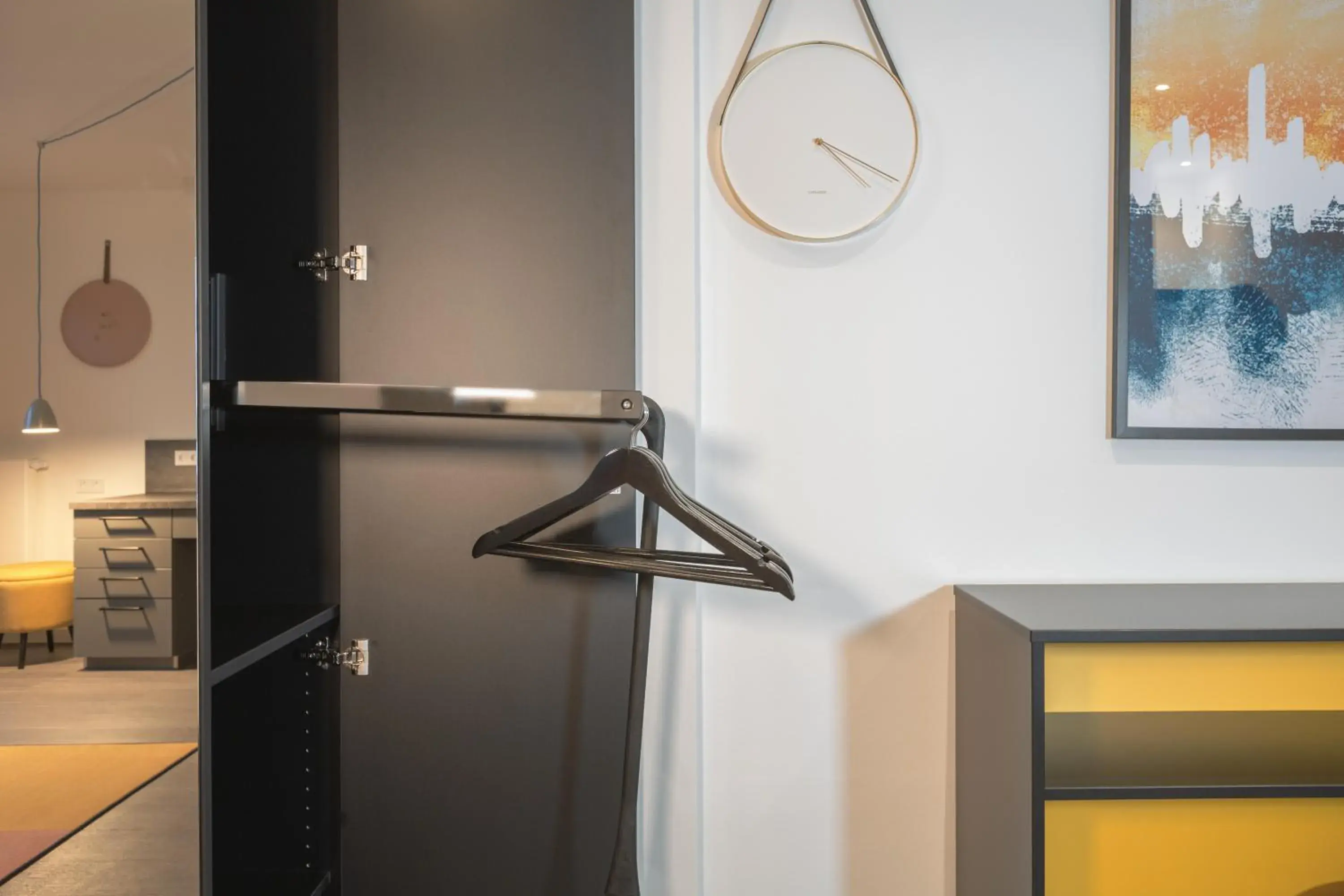 Photo of the whole room in Candlewood Suites Berlin Charlottenburg by IHG Photo of the whole room in Candlewood Suites Berlin Charlottenburg by IHG