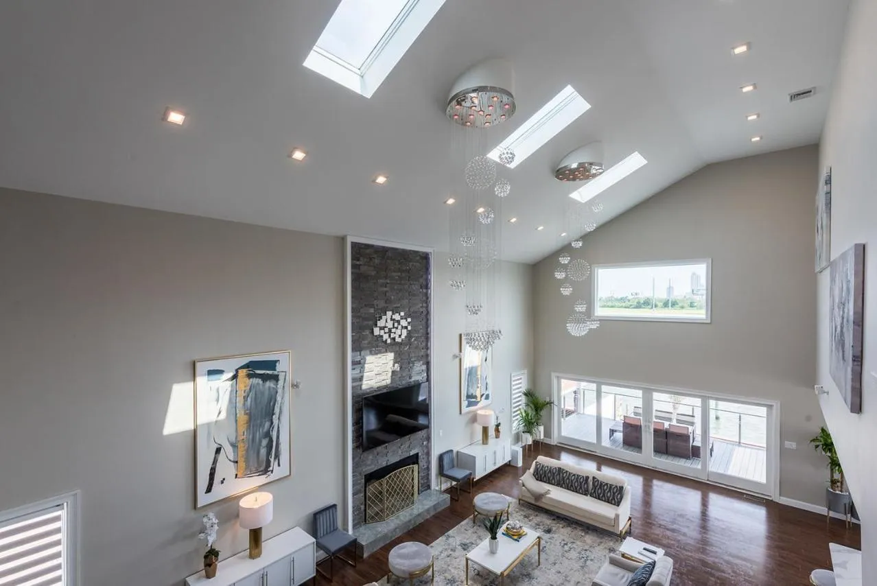 Lago-mar Luxury Modern Waterfront Home