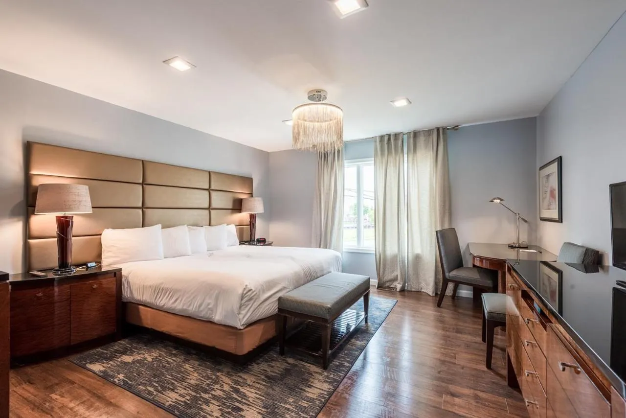 Bed in Lago-mar Luxury Modern Waterfront Home