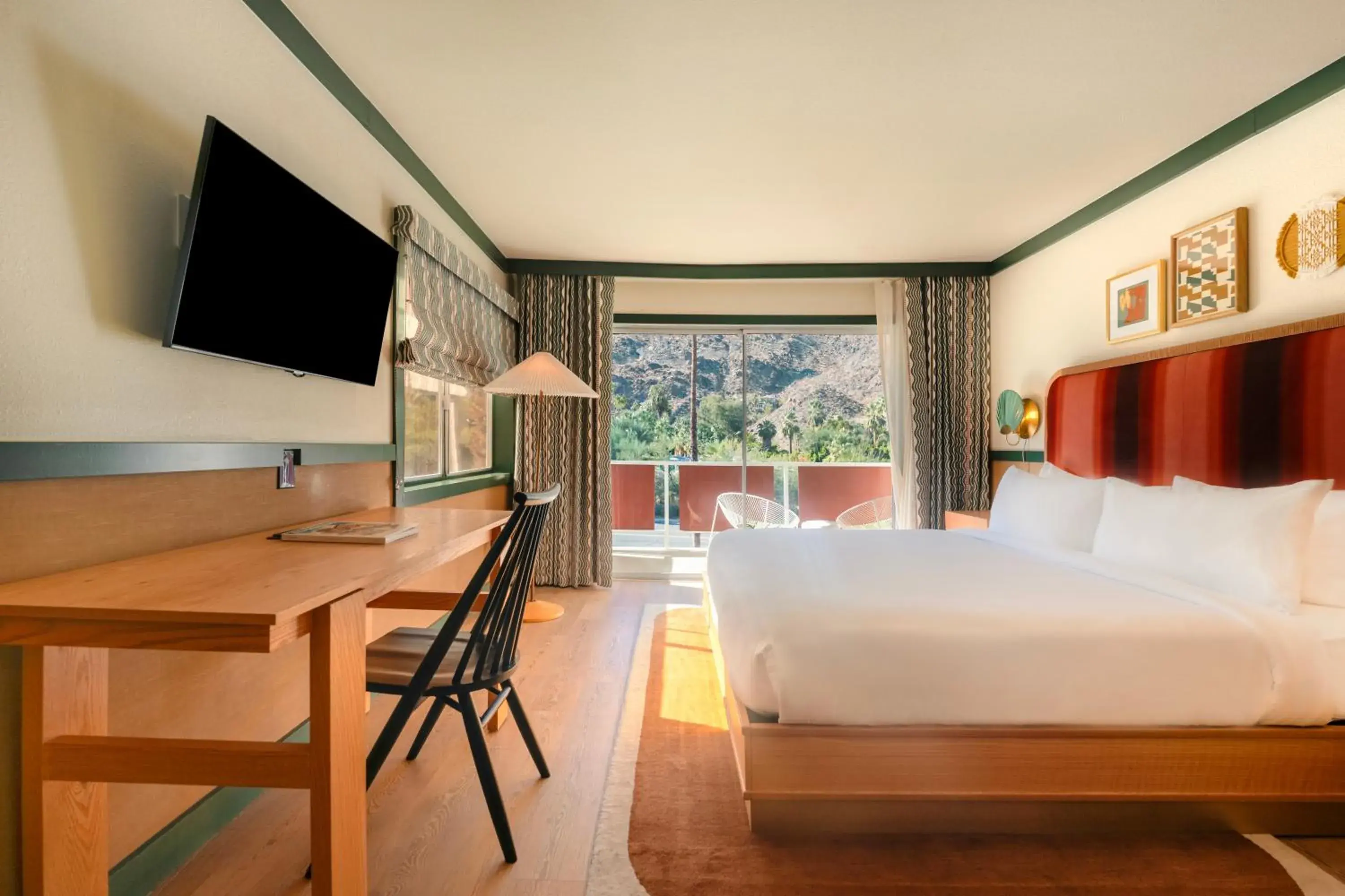 Bed in Life House, Palm Springs Bed in Life House, Palm Springs