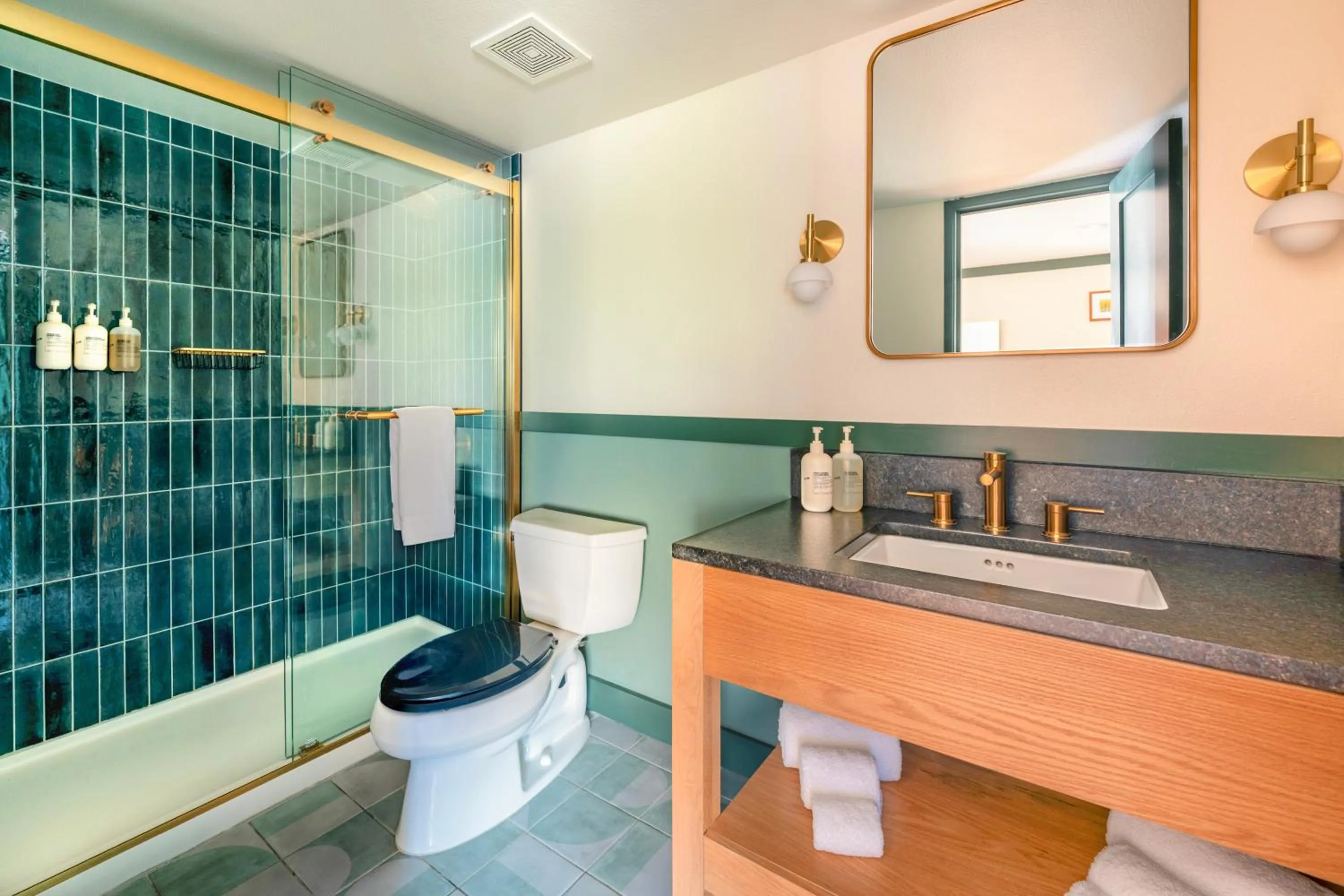 Shower in Life House, Palm Springs