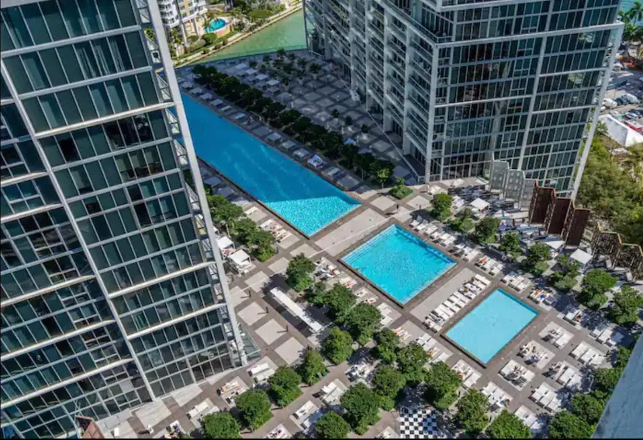 ICON W BRICKELL LUXURY CONDO