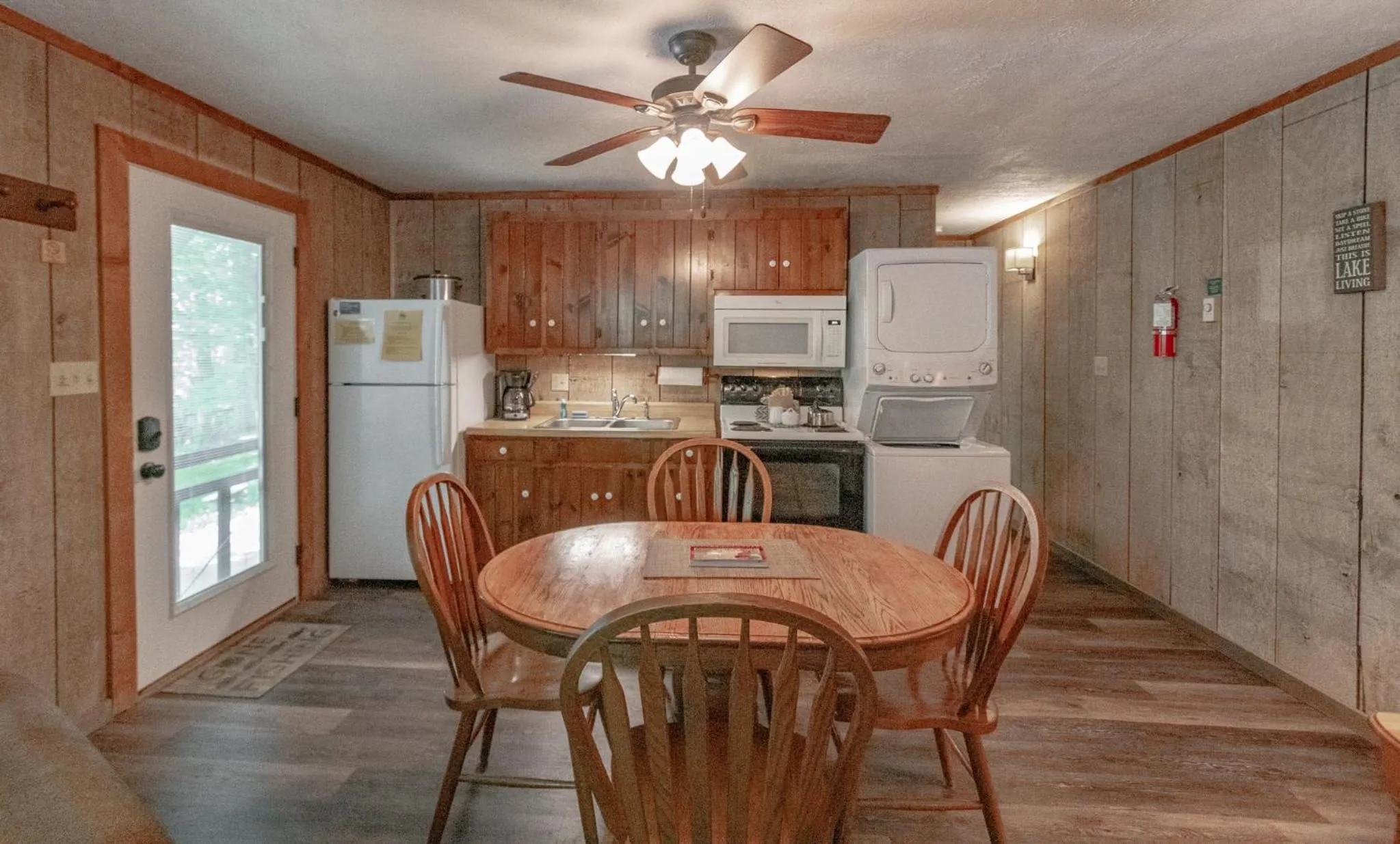 Kitchen or kitchenette in Swiss Mountain Village