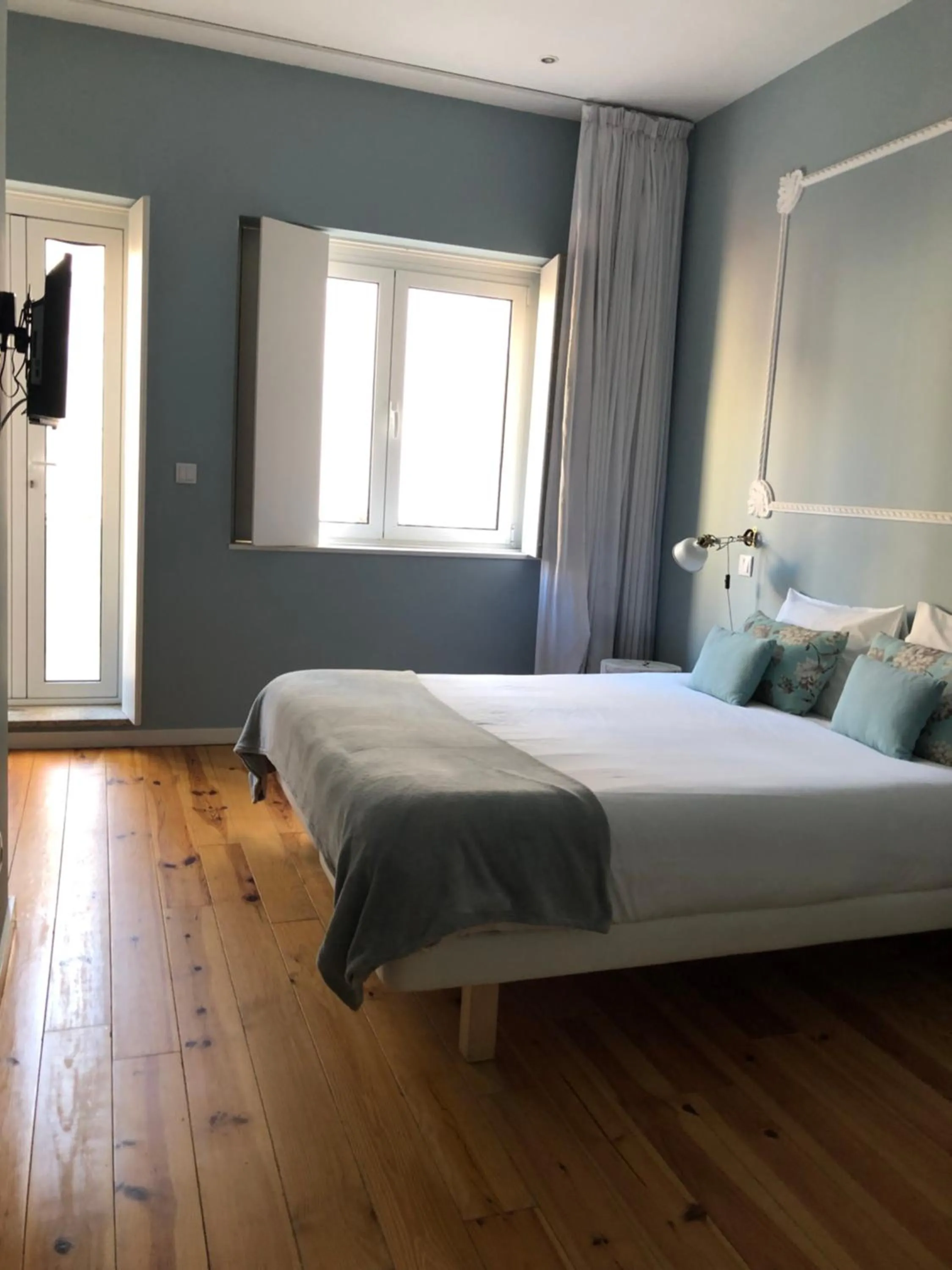 Bedroom, Bed in Godinho's House