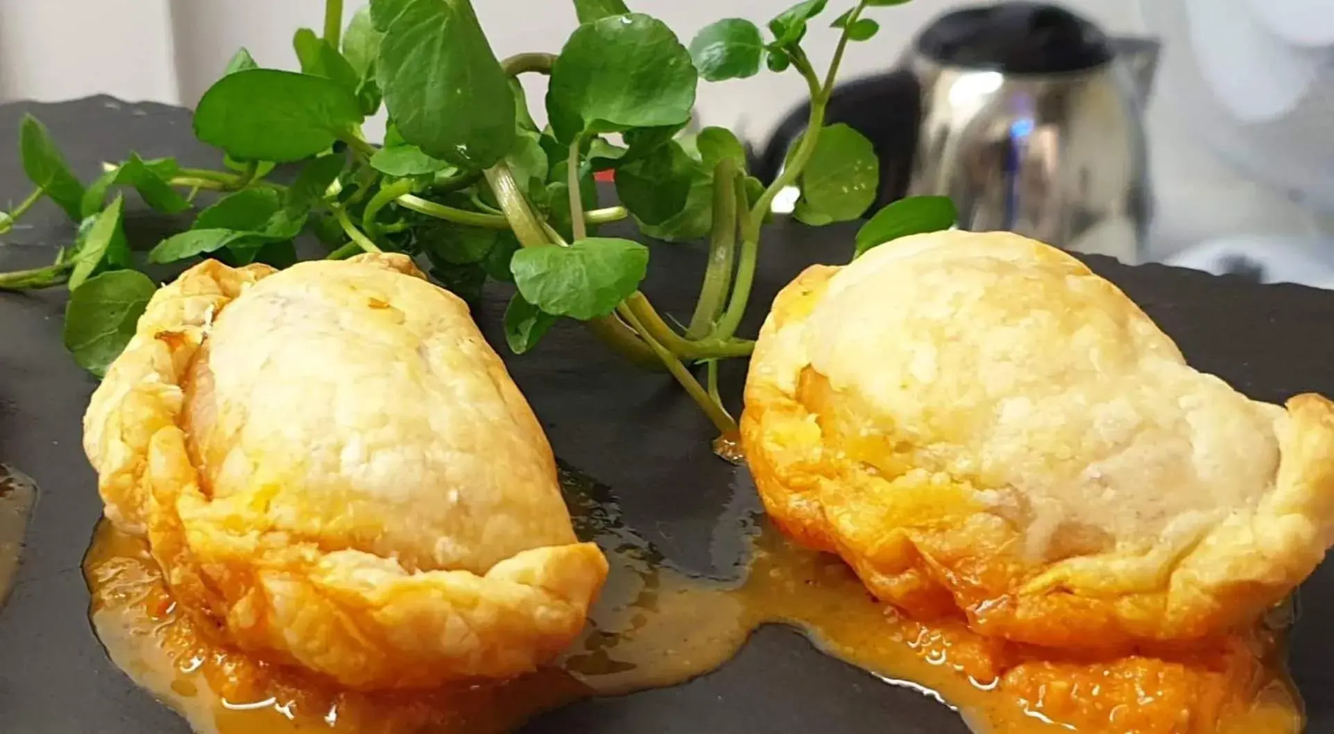 Food and drinks in The Cheney Arms Food and drinks in The Cheney Arms