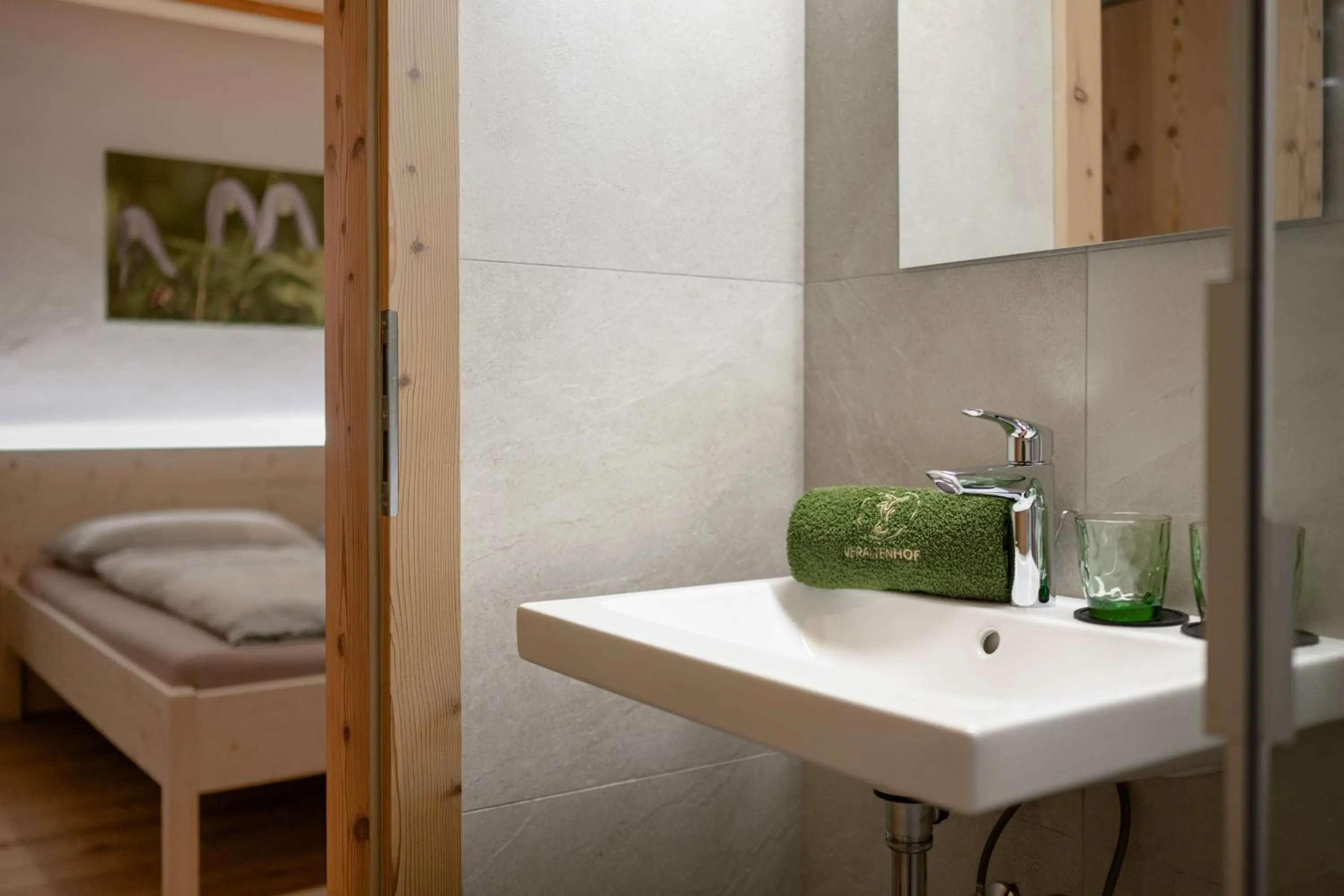 Bathroom, Bed in Veraltenhof Agriturismo B&B