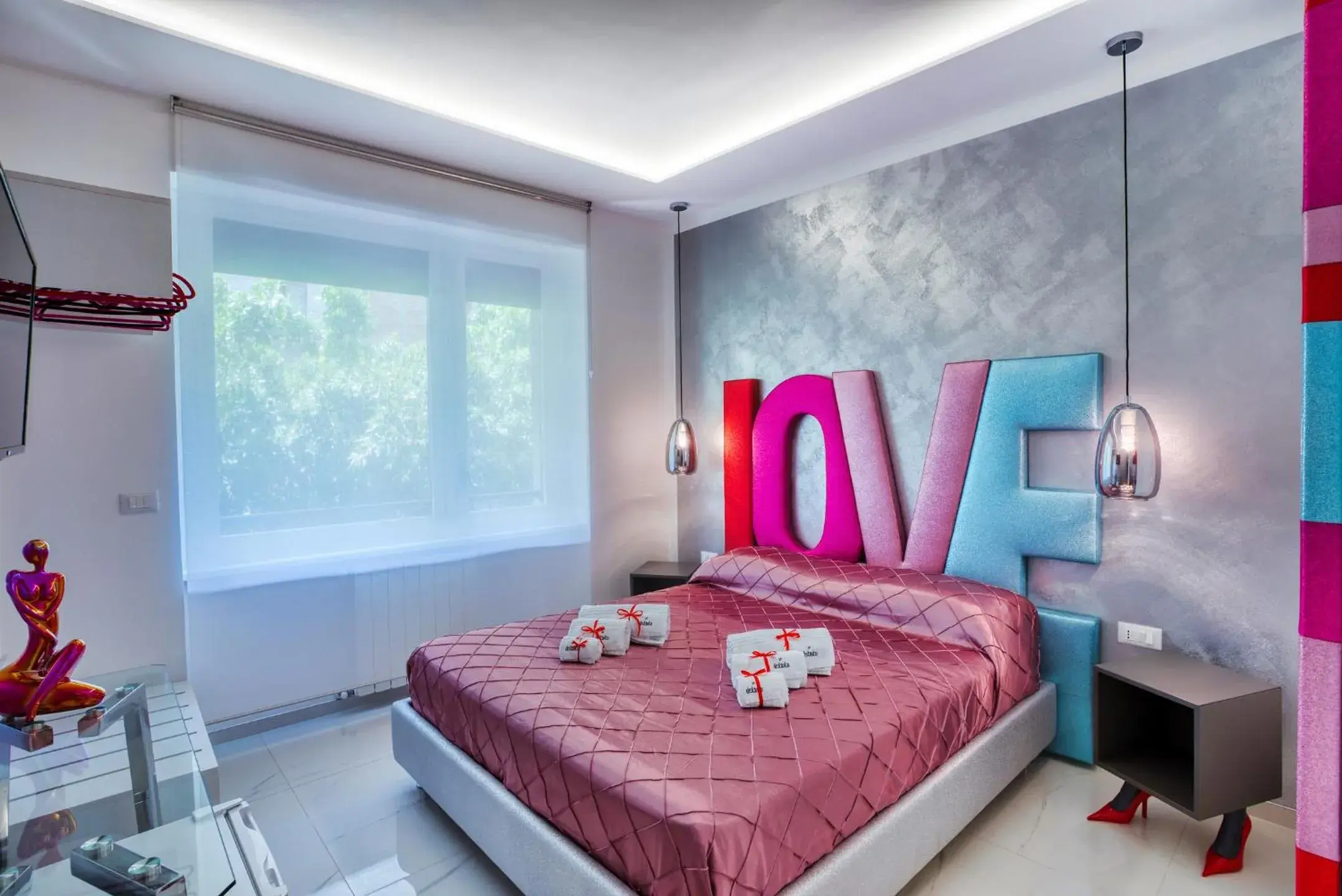 Standard King Room in DISTINTO SUITE & ROOMS Standard King Room in DISTINTO SUITE & ROOMS