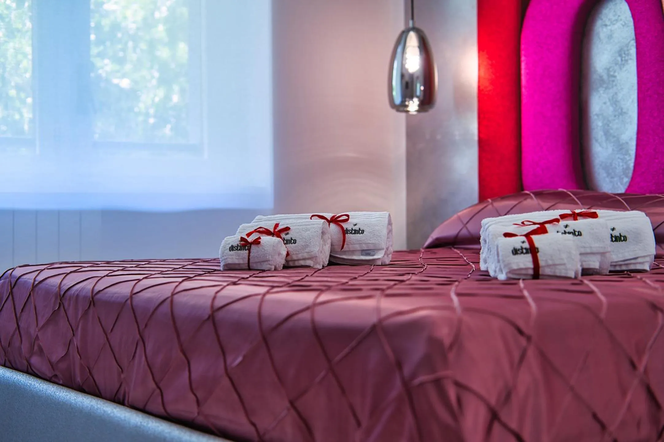 Bedroom, Bed in DISTINTO SUITE & ROOMS