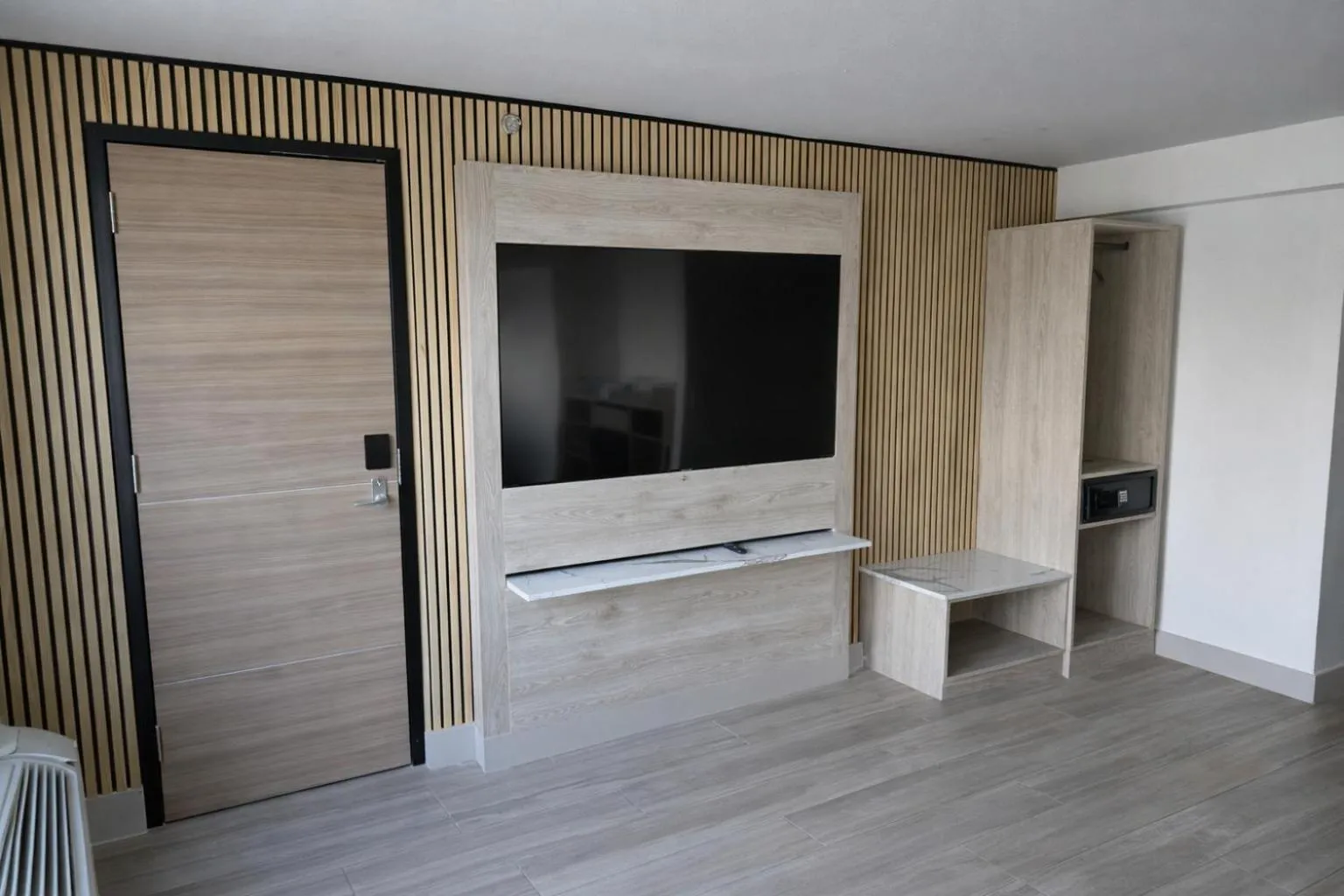 Tropical Palms Hotel