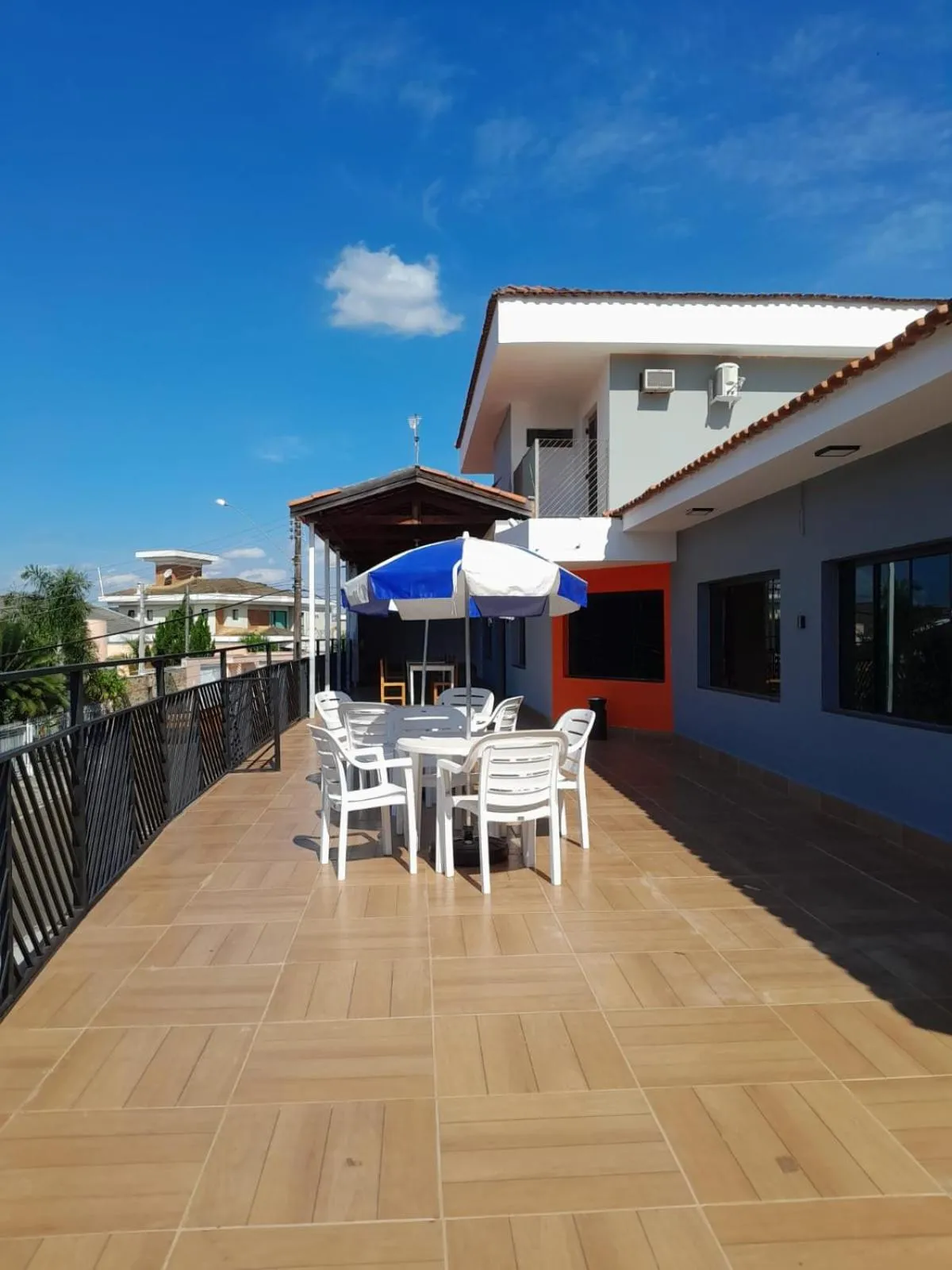 Pousada Casablanca Águas de São Pedro - Próximo ao Thermas Water Park