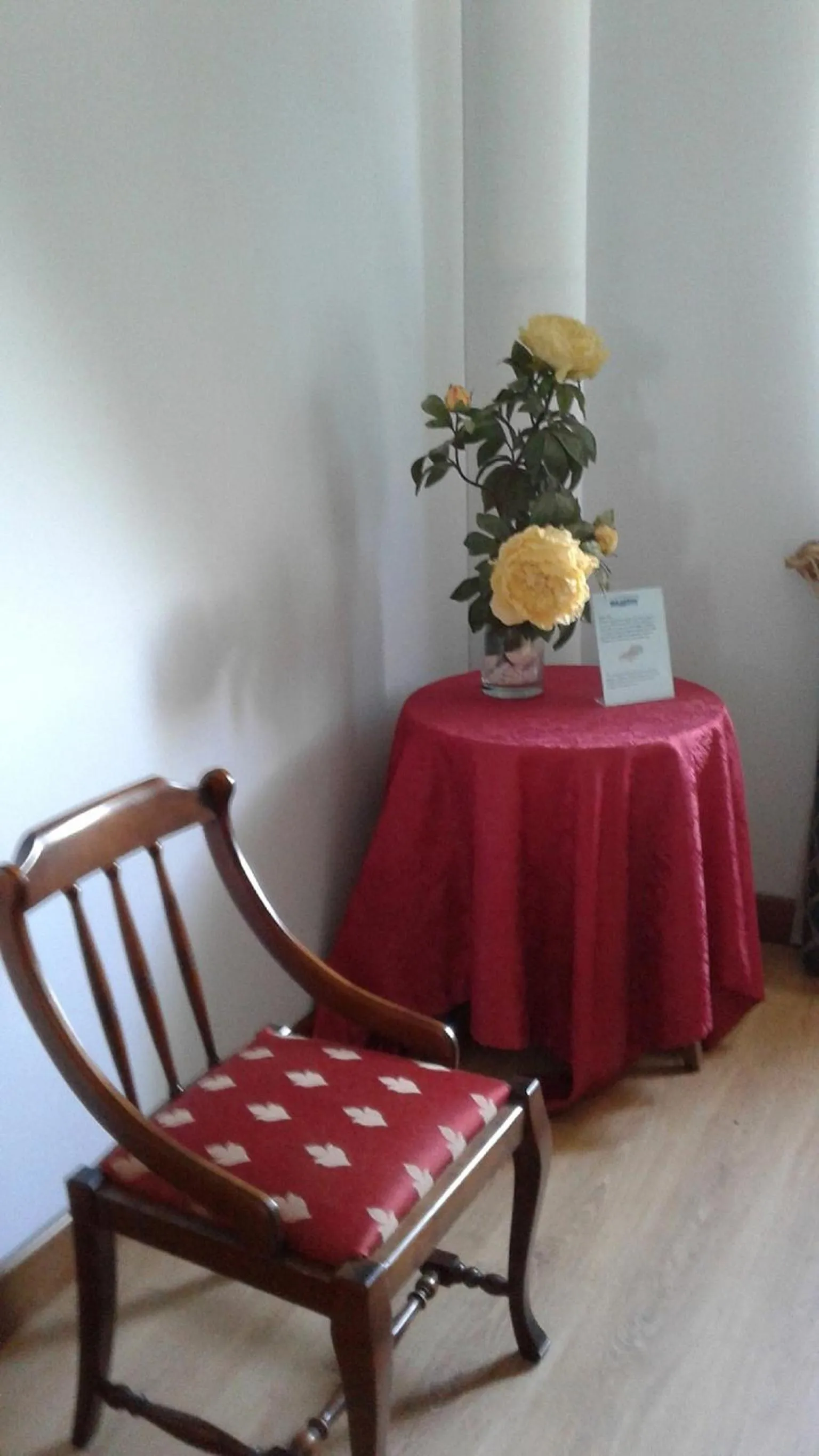 Photo of the whole room in Da Betty