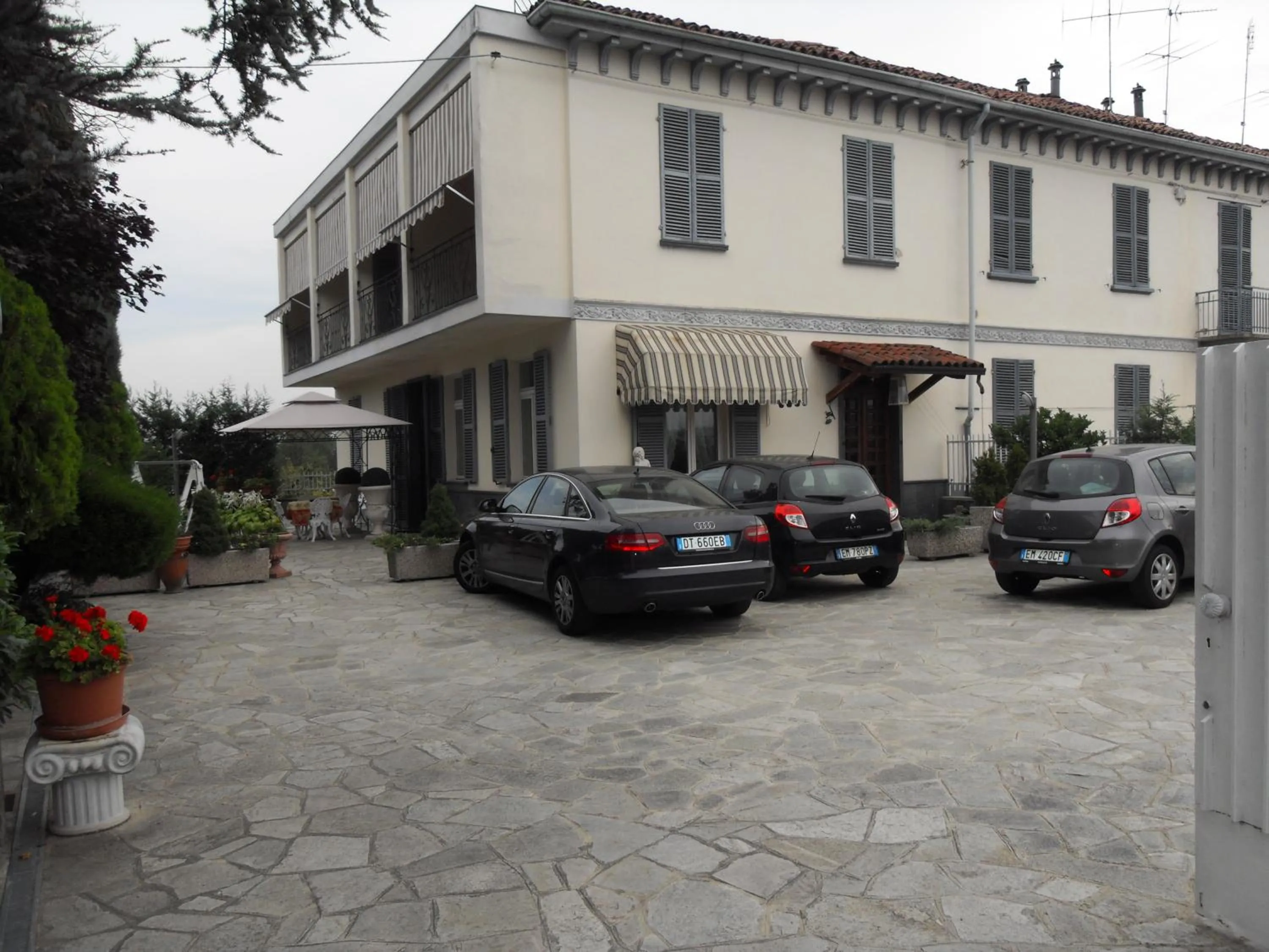 Facade/entrance in Da Betty