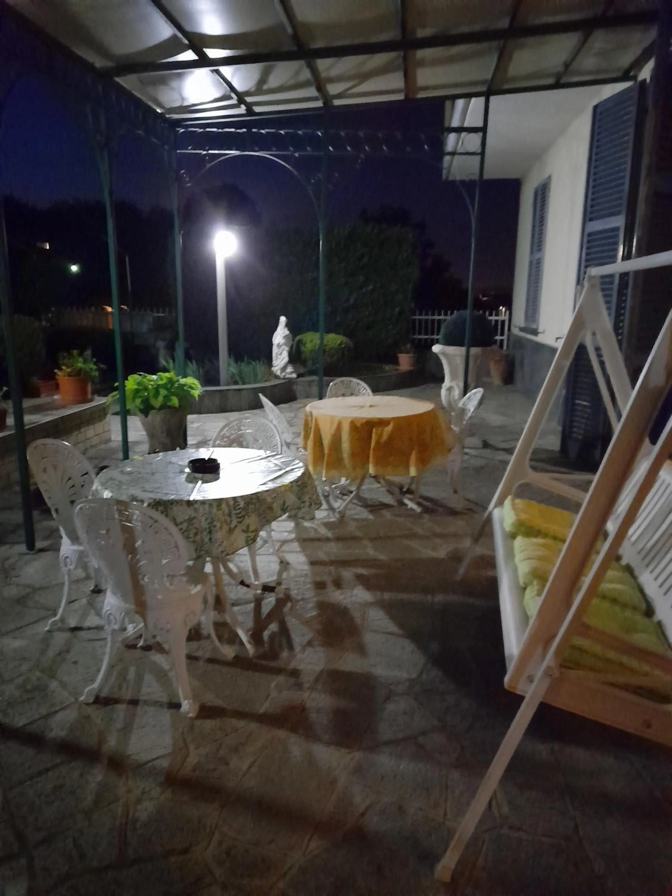 Night in Da Betty