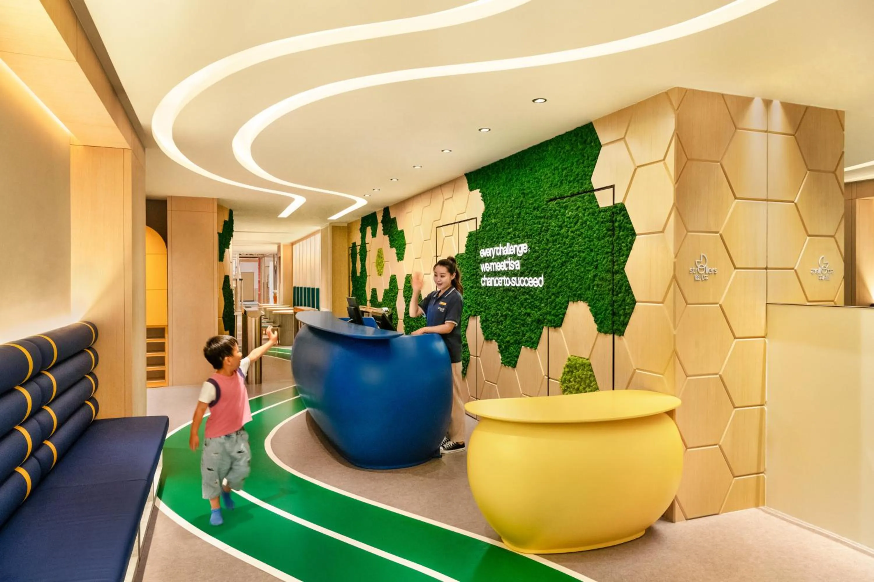 Family in Shangri-La Shougang Park, Beijing