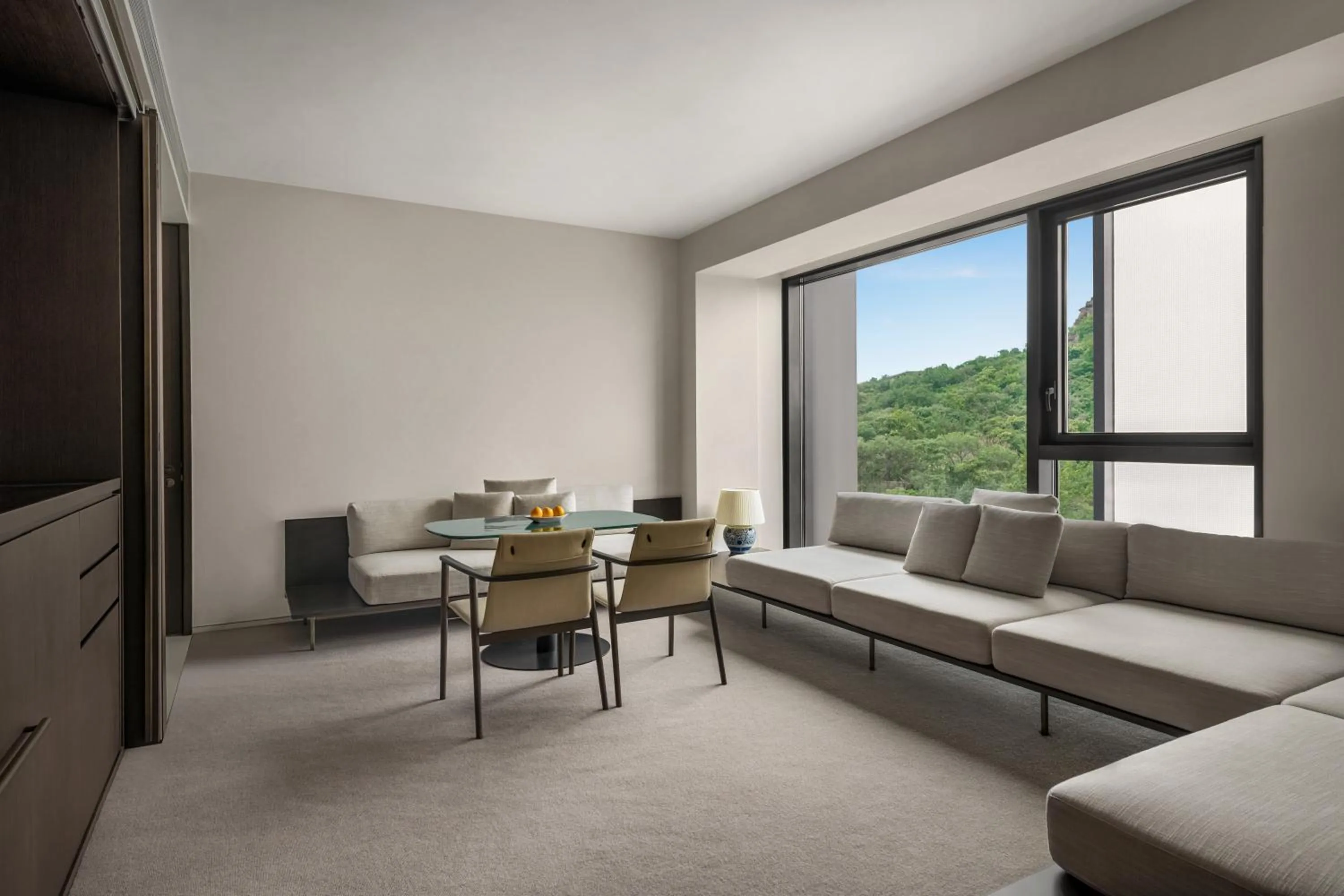 Living room in Shangri-La Shougang Park, Beijing