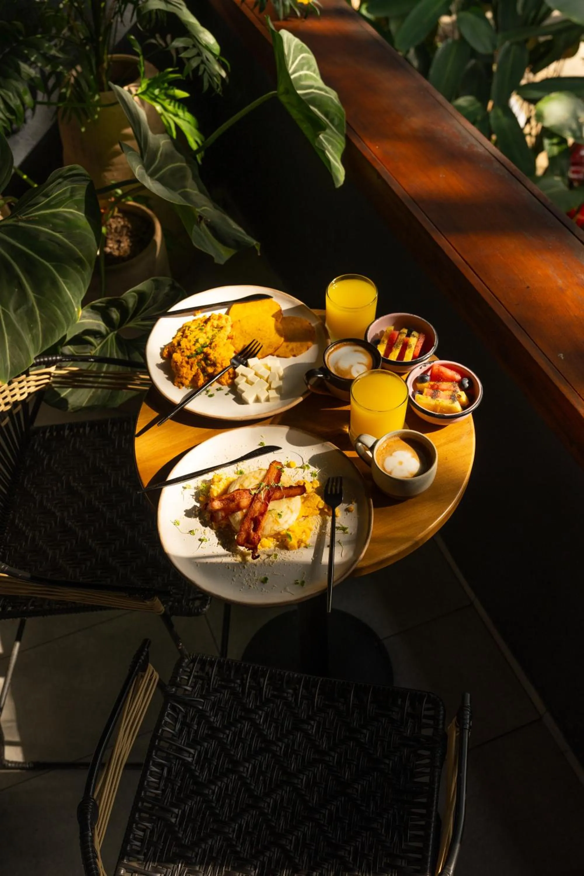 Food and drinks in Sui Boutique Hotel