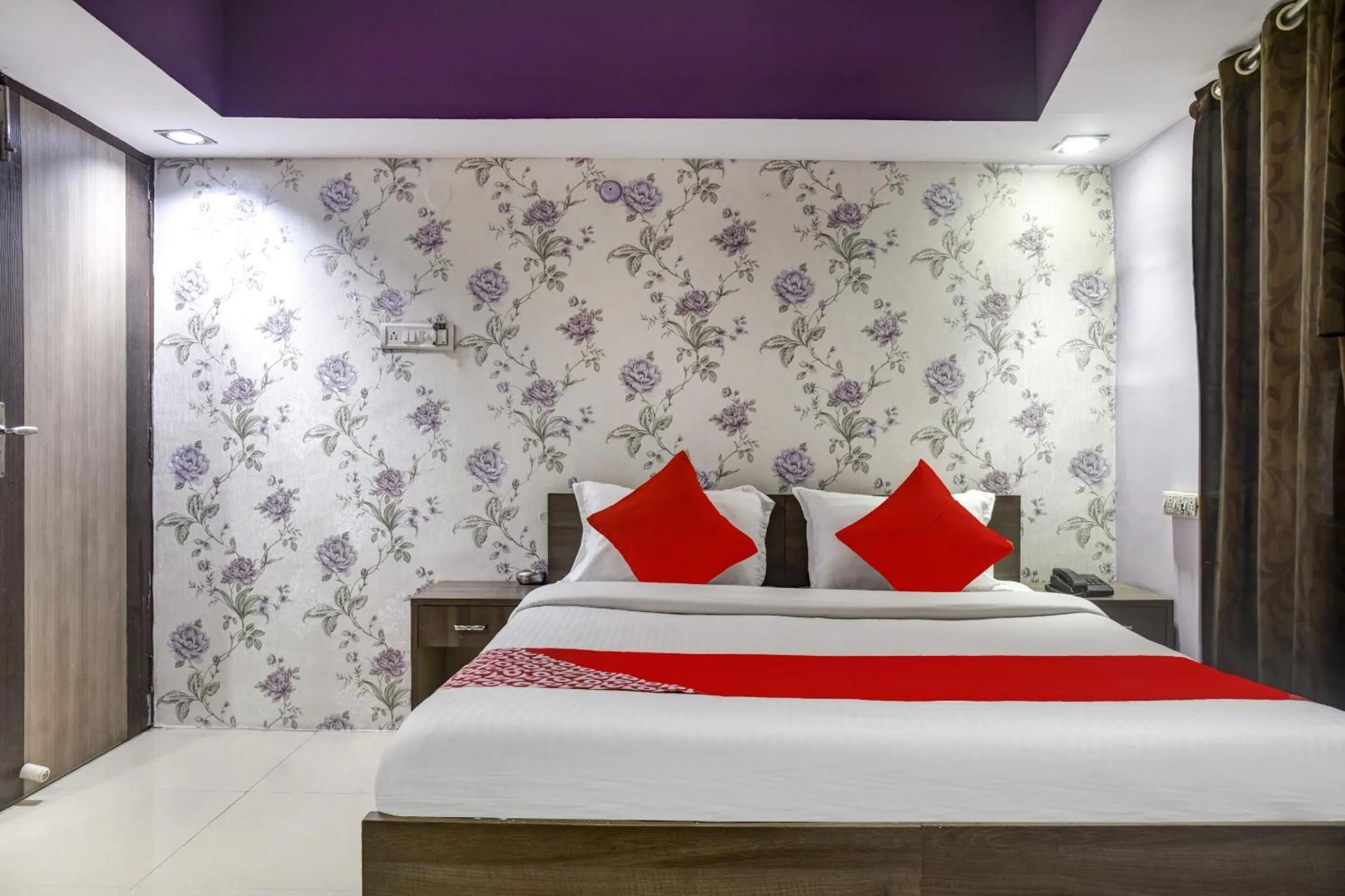 Bedroom, Bed in Hotel O Vishwa