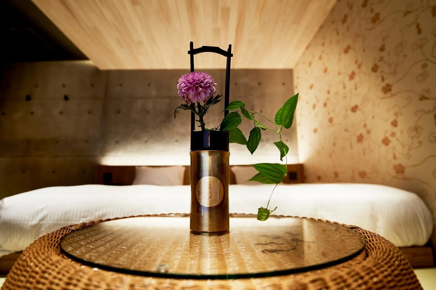 Bedroom, Bed in Kikokutei Bekkan