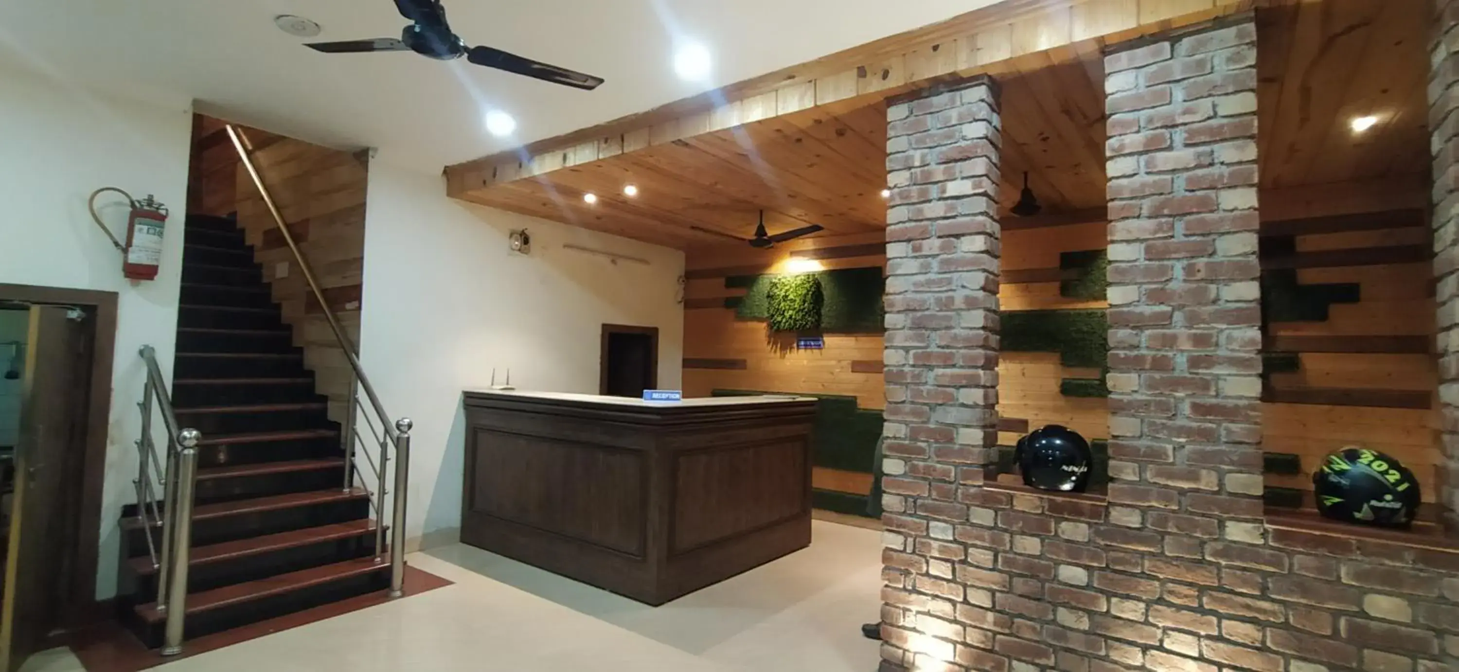 Lobby or reception in Hotel Samrat Lobby or reception in Hotel Samrat