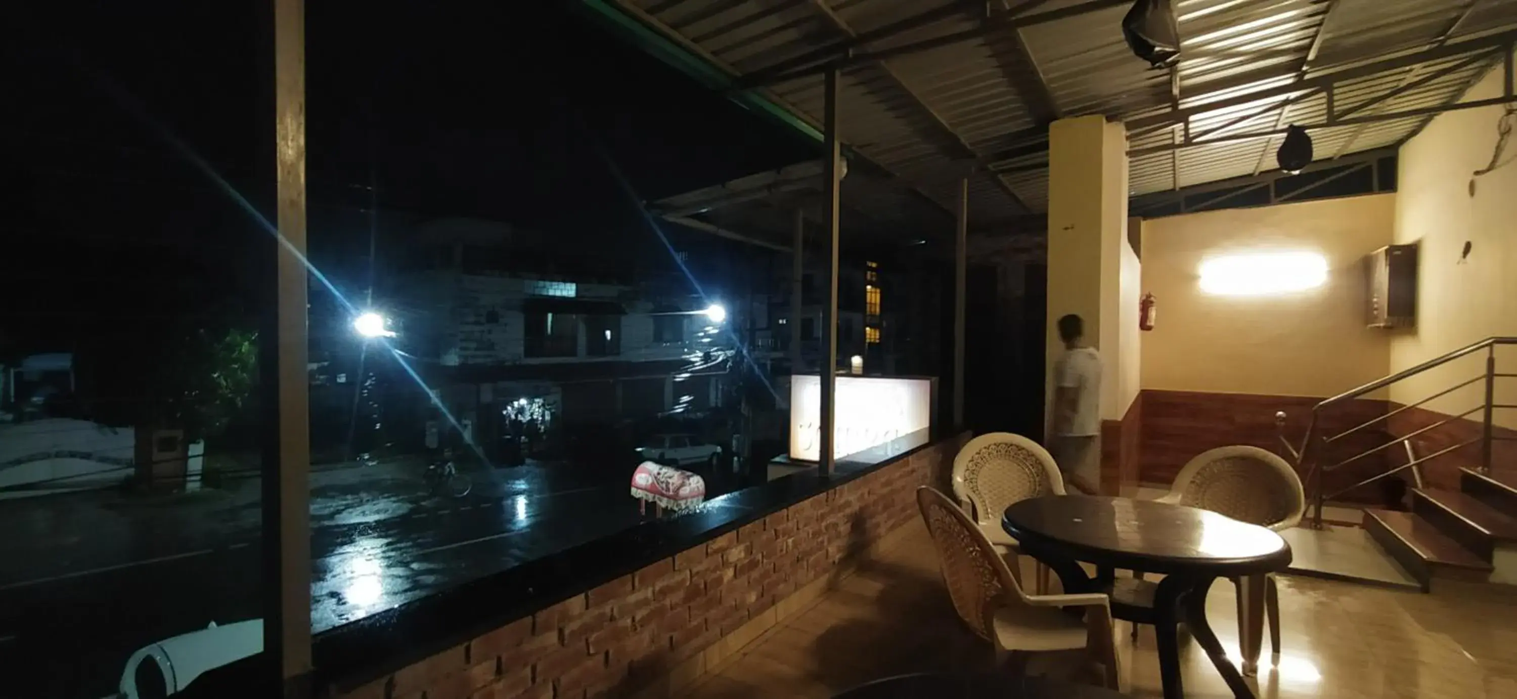 Restaurant/places to eat in Hotel Samrat Restaurant/places to eat in Hotel Samrat