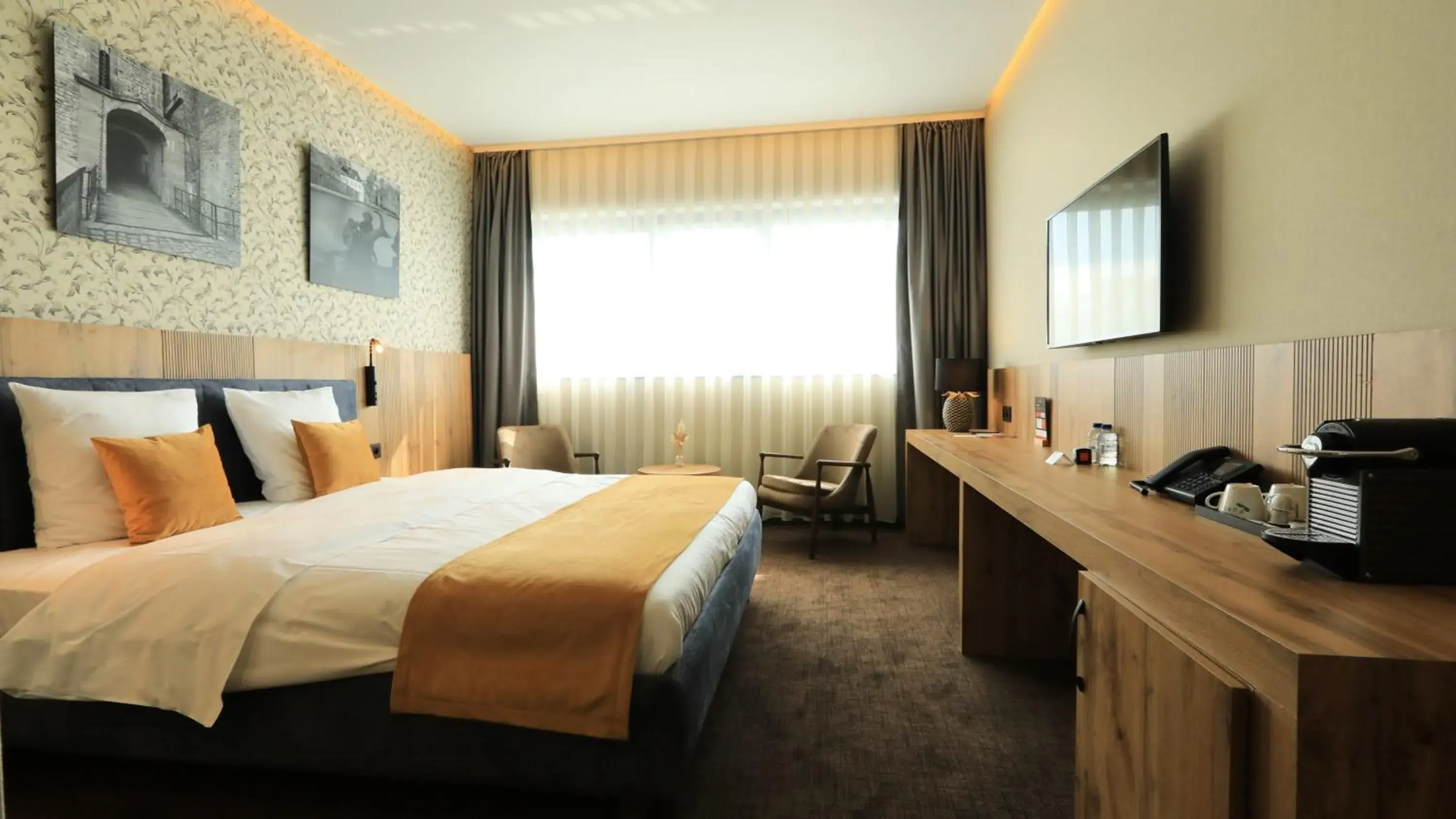 Standard King Room in Hotel Le 830 Namur Standard King Room in Hotel Le 830 Namur