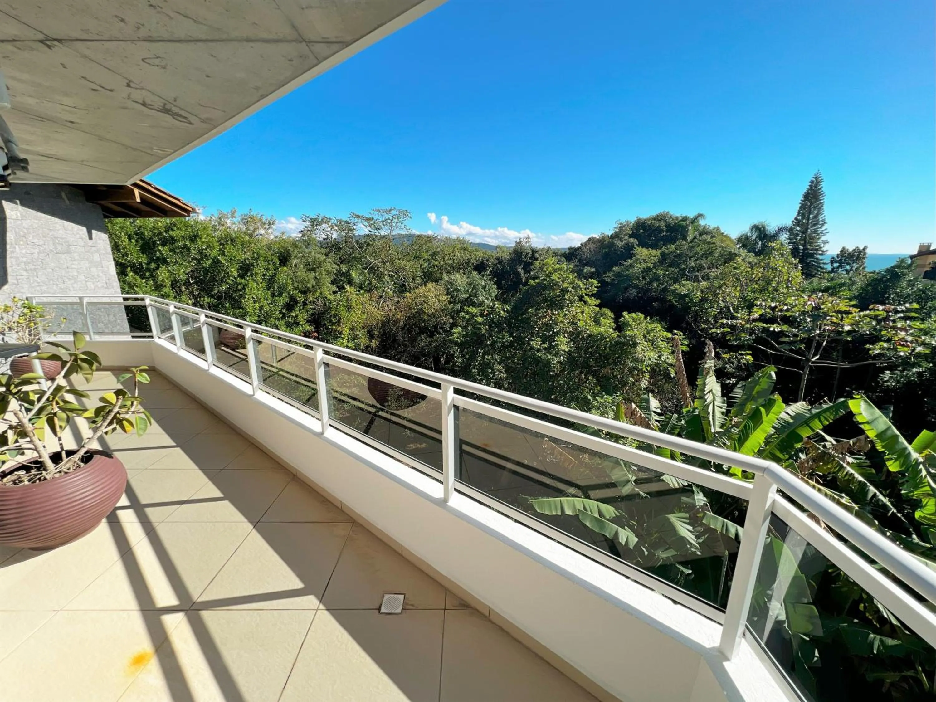 Suite with Balcony in Refúgio da Lagoinha - Centro de Bombinhas