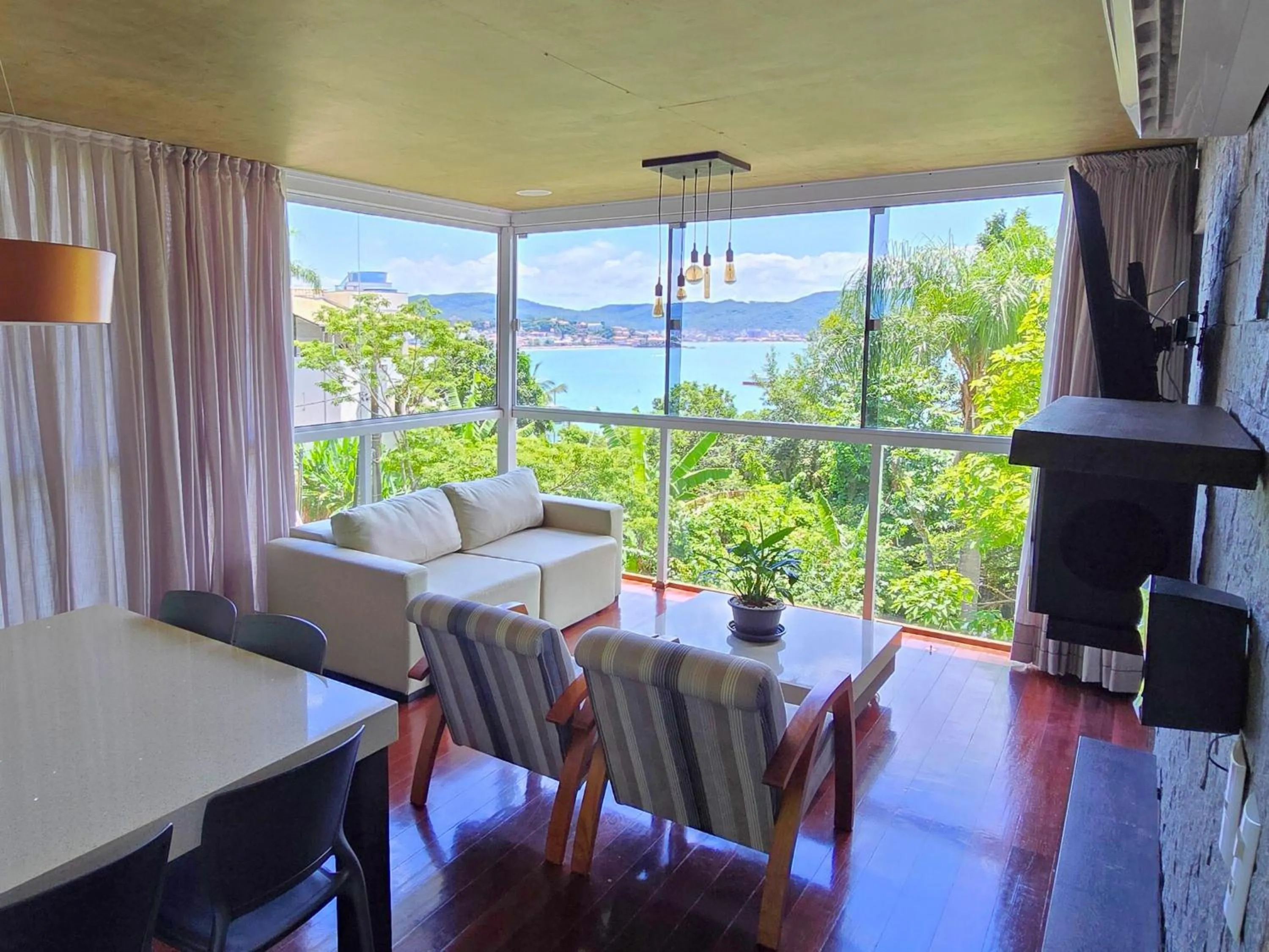 View (from property/room) in Refúgio da Lagoinha - Centro de Bombinhas