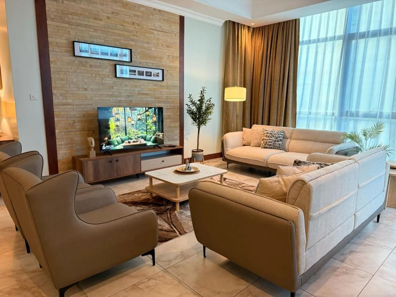 TV and multimedia in Fairview Luxury Apartments