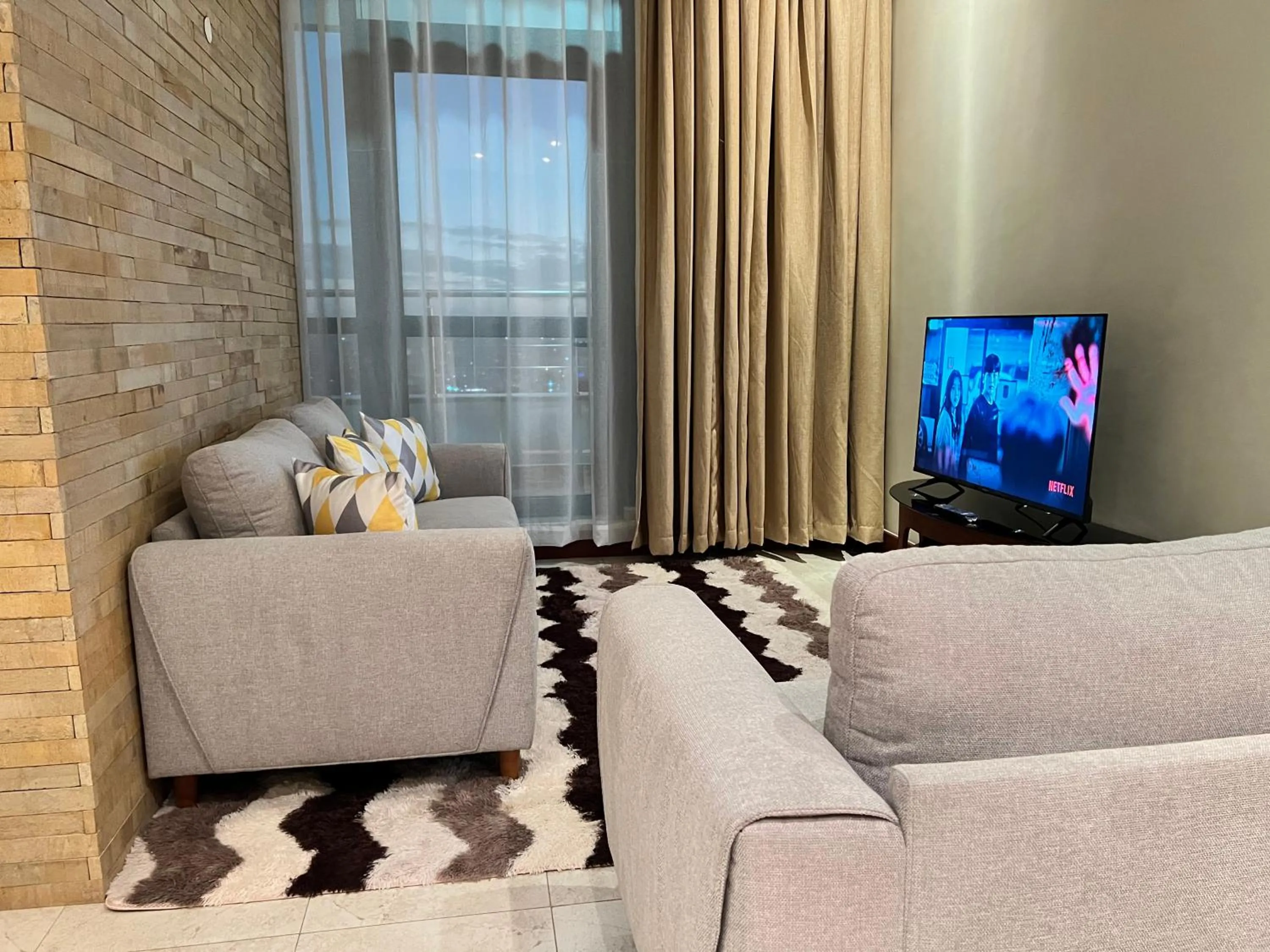 TV and multimedia in Fairview Luxury Apartments
