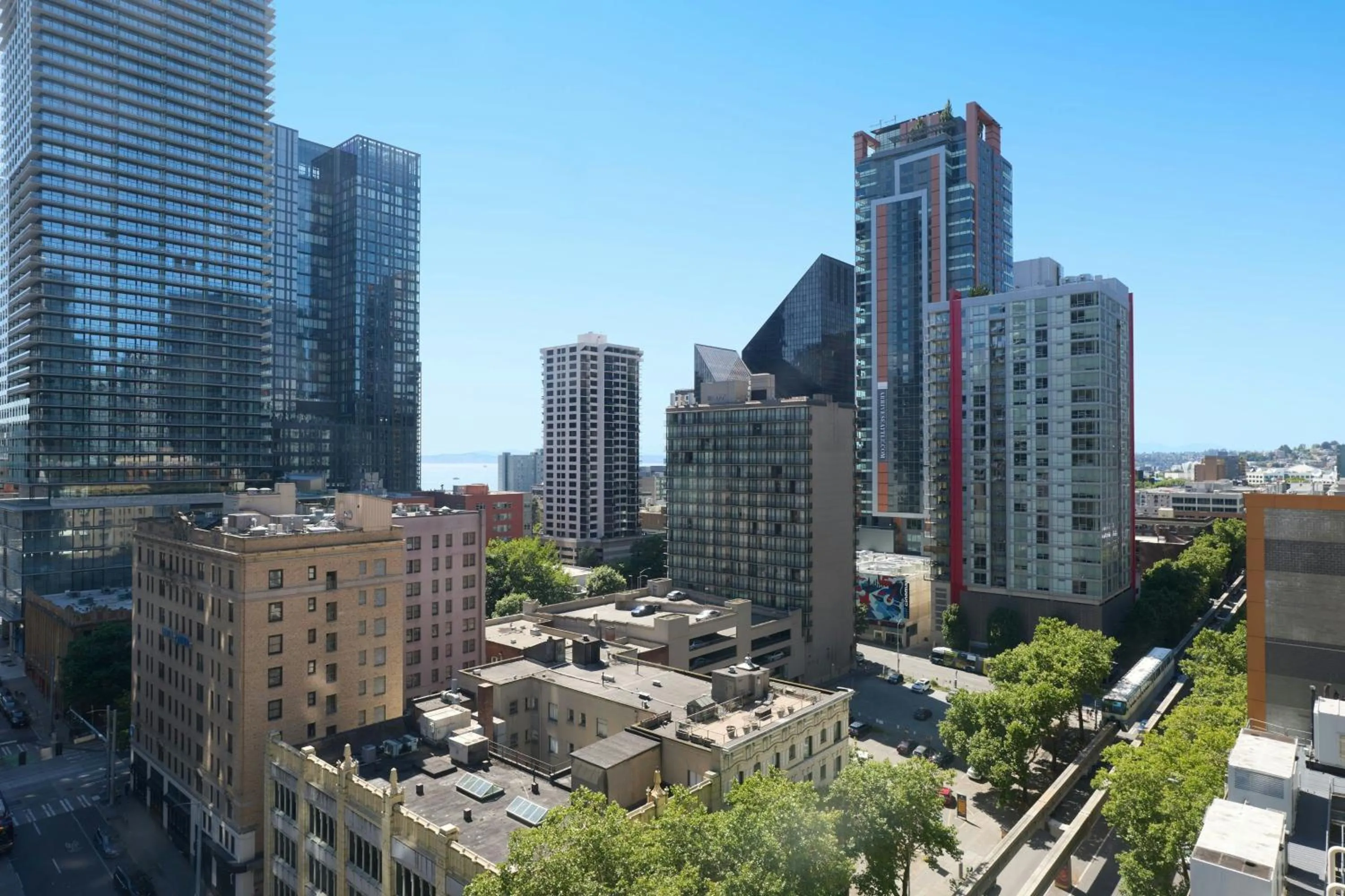 Photo of the whole room in The Westin Seattle