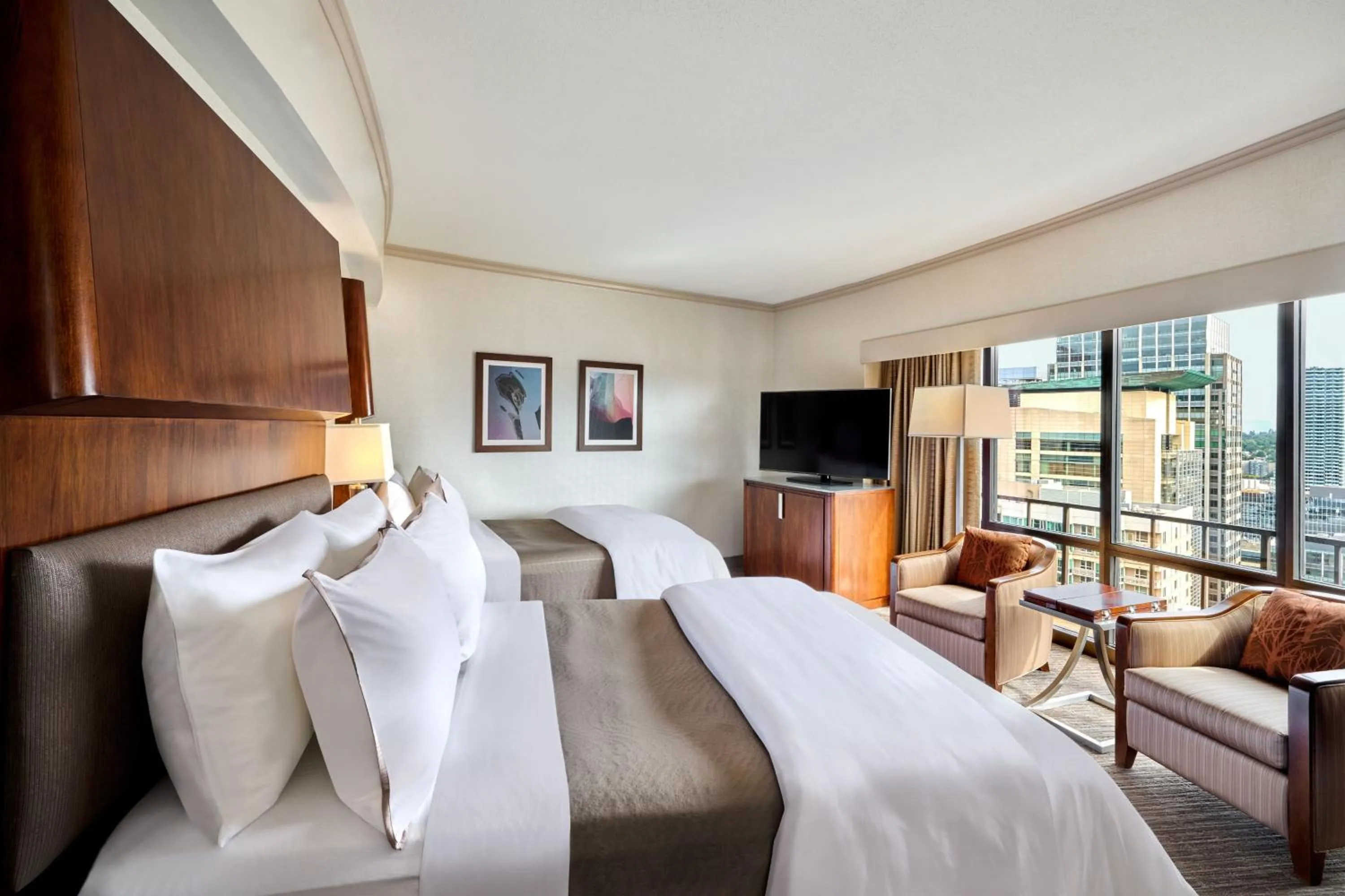 Photo of the whole room, Bed in The Westin Seattle