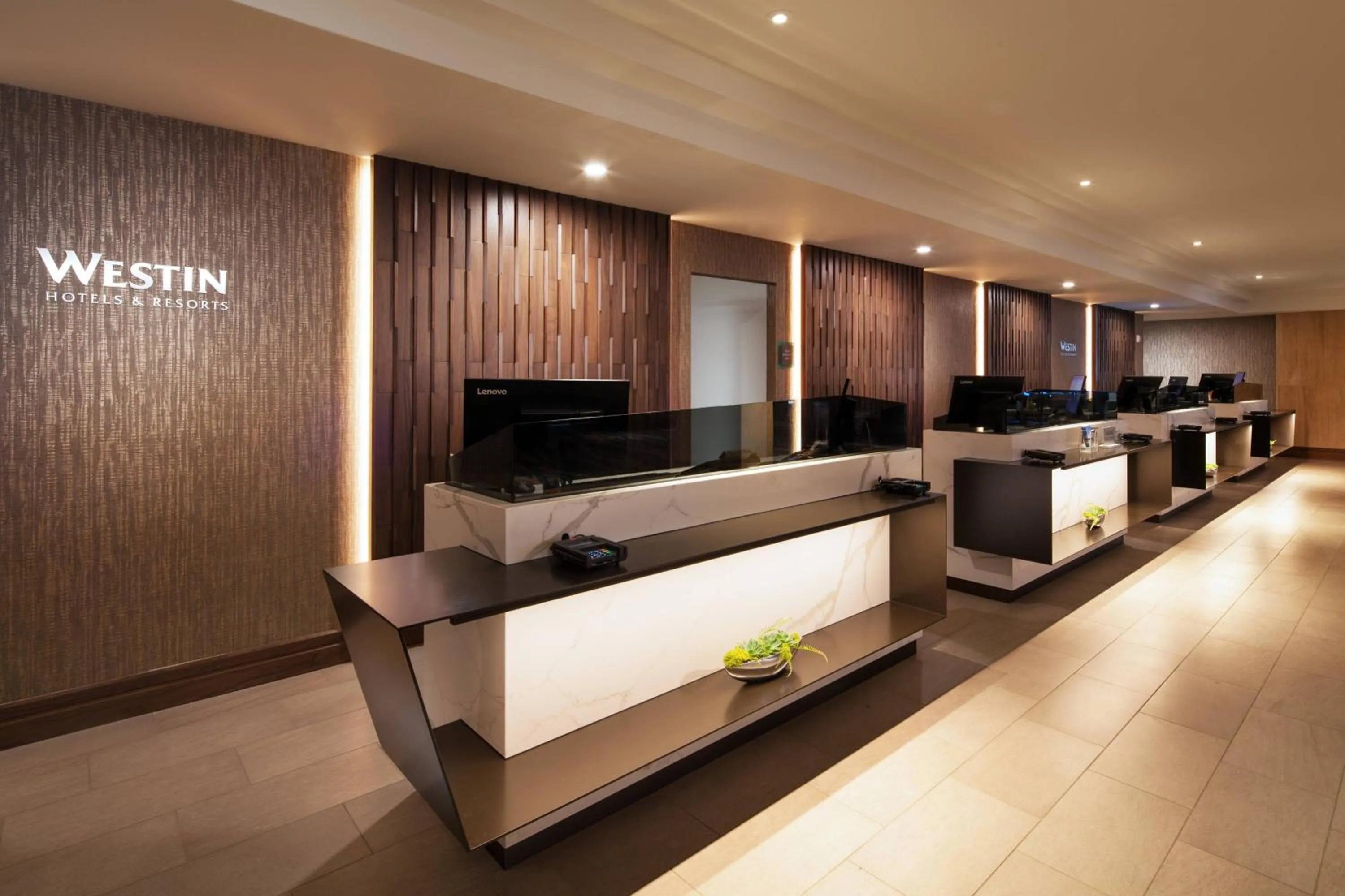 Lobby or reception in The Westin Seattle