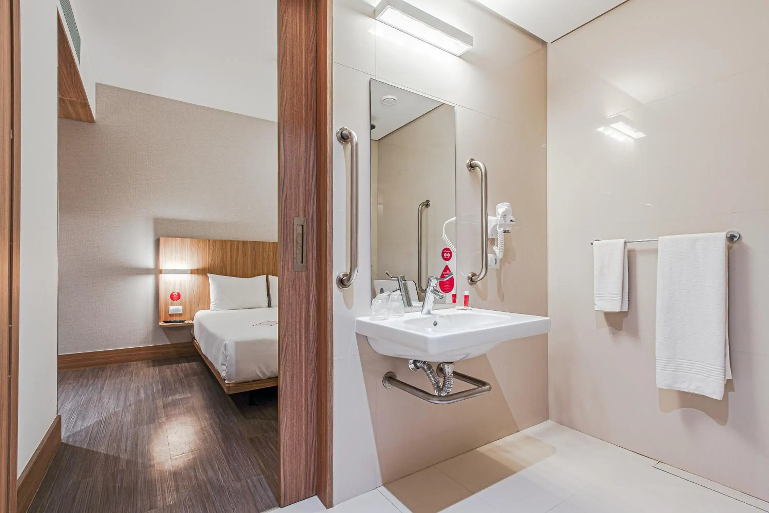 Bed in Hotel Moov Porto Alegre Bed in Hotel Moov Porto Alegre