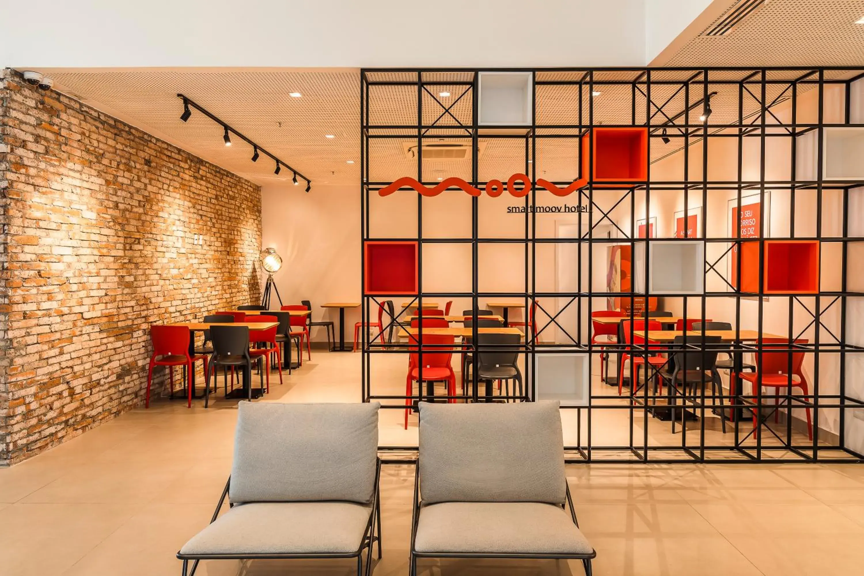 Lobby or reception in Hotel Moov Porto Alegre Lobby or reception in Hotel Moov Porto Alegre