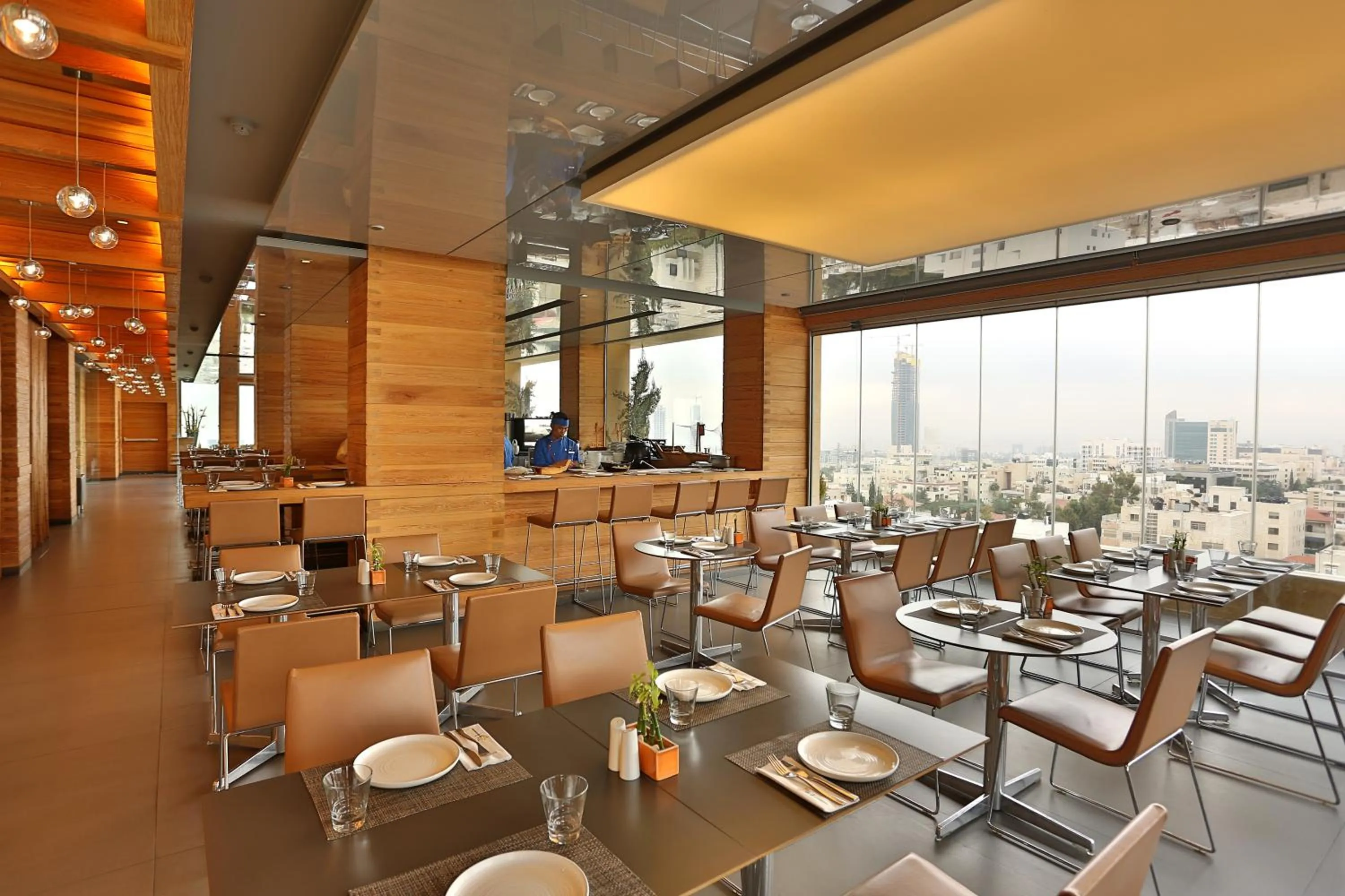Restaurant/places to eat in AlQasr Metropole Hotel
