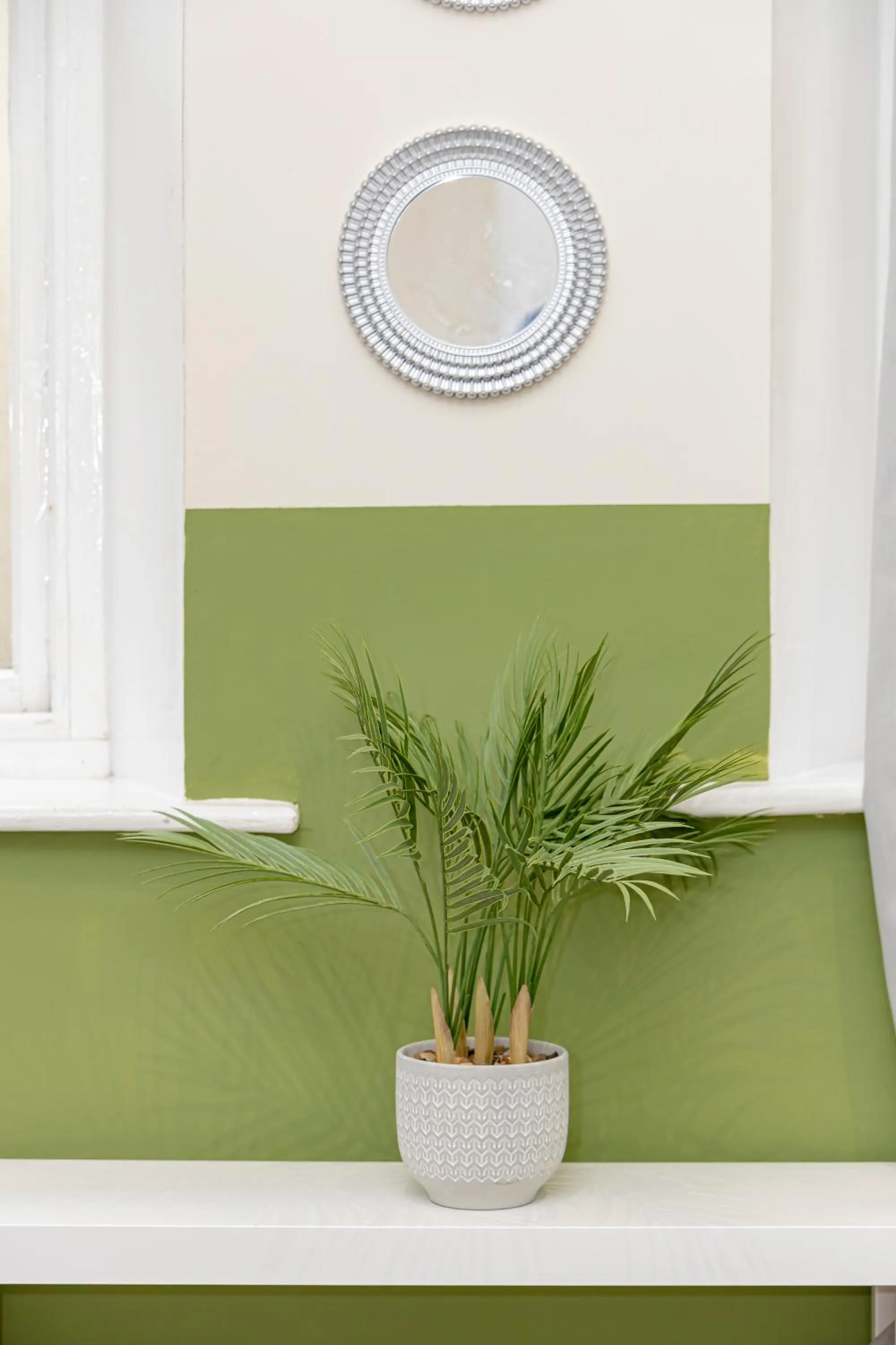 Decorative detail in FLASH SALE Kemptown 2 Bedroom Flat BN224EAT02