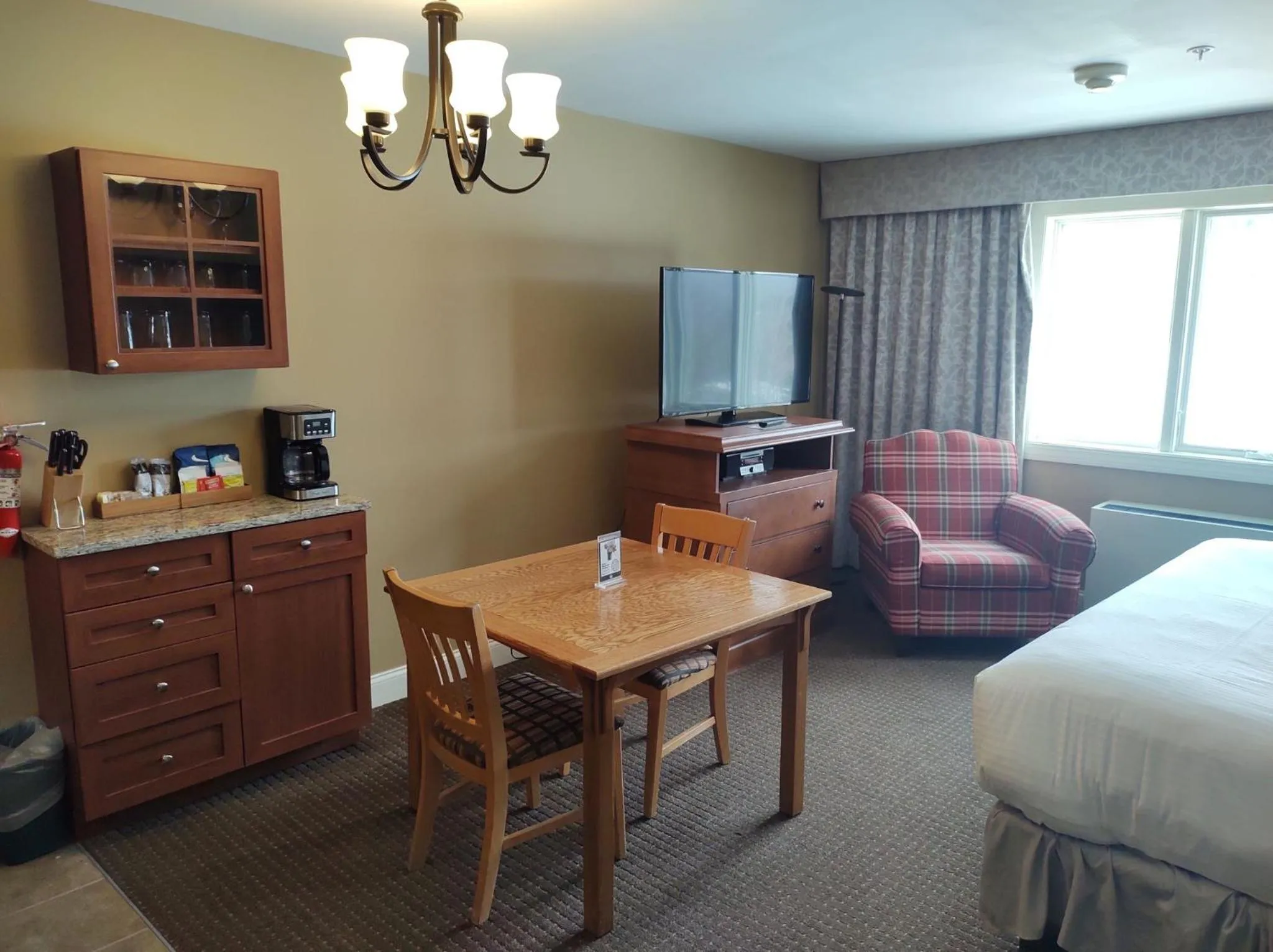 Living room, Bed in Grand Summit Resort