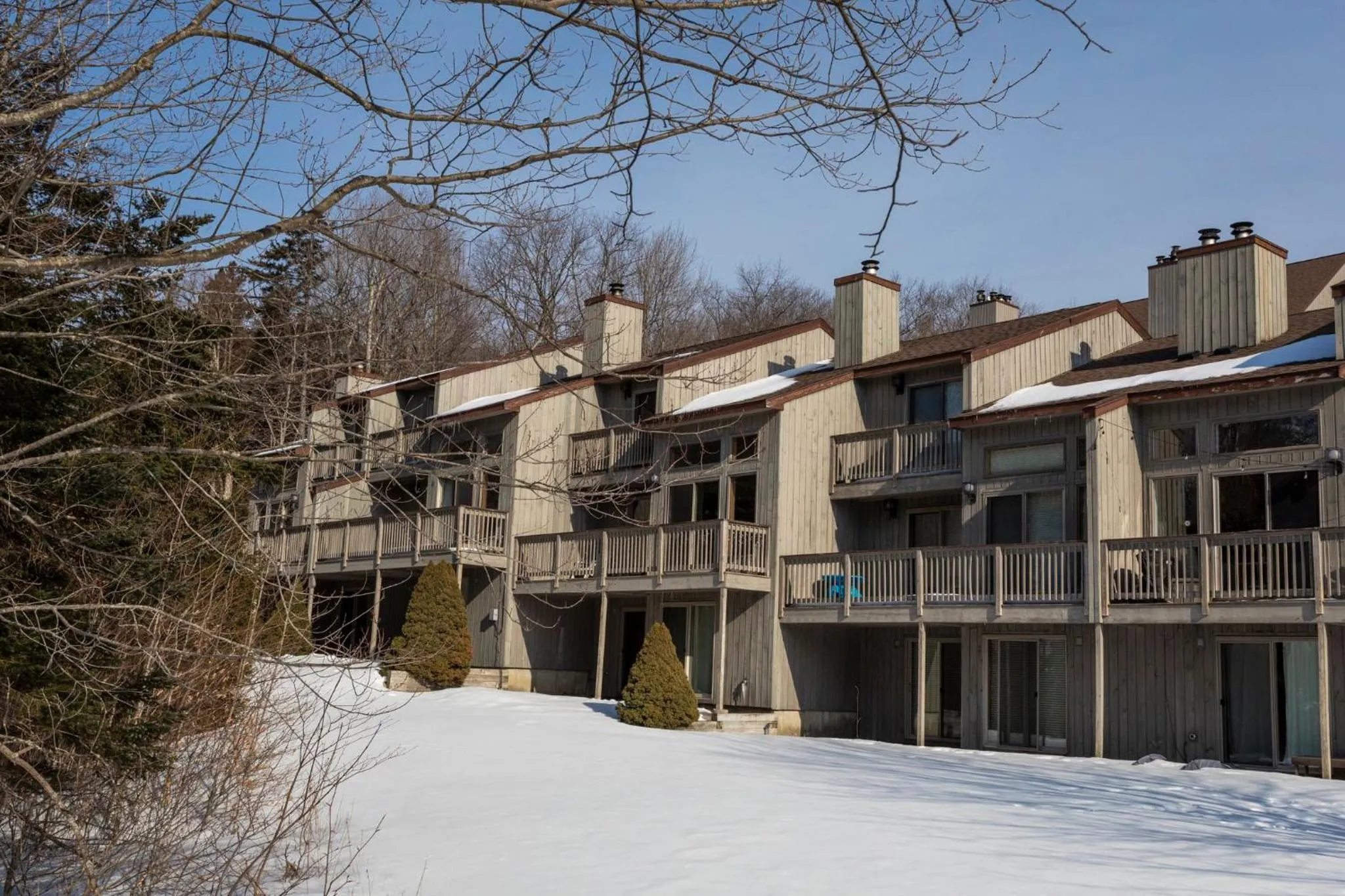 Property building in Mount Snow Lodging