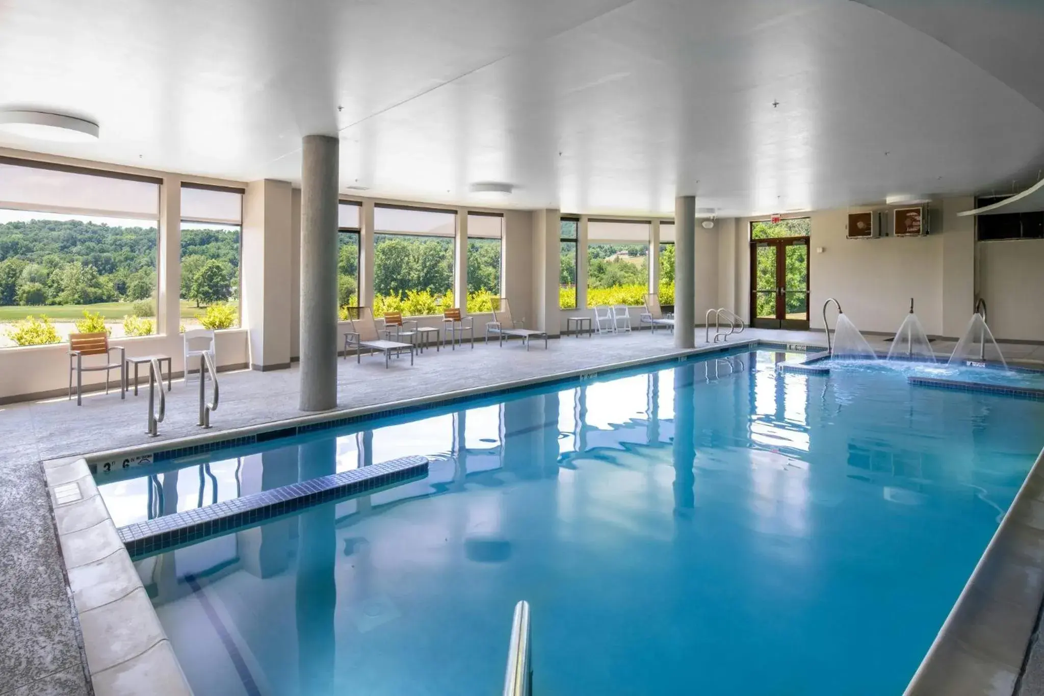 Swimming pool in Liberty Mountain Lodging by Vail Resorts Swimming pool in Liberty Mountain Lodging by Vail Resorts