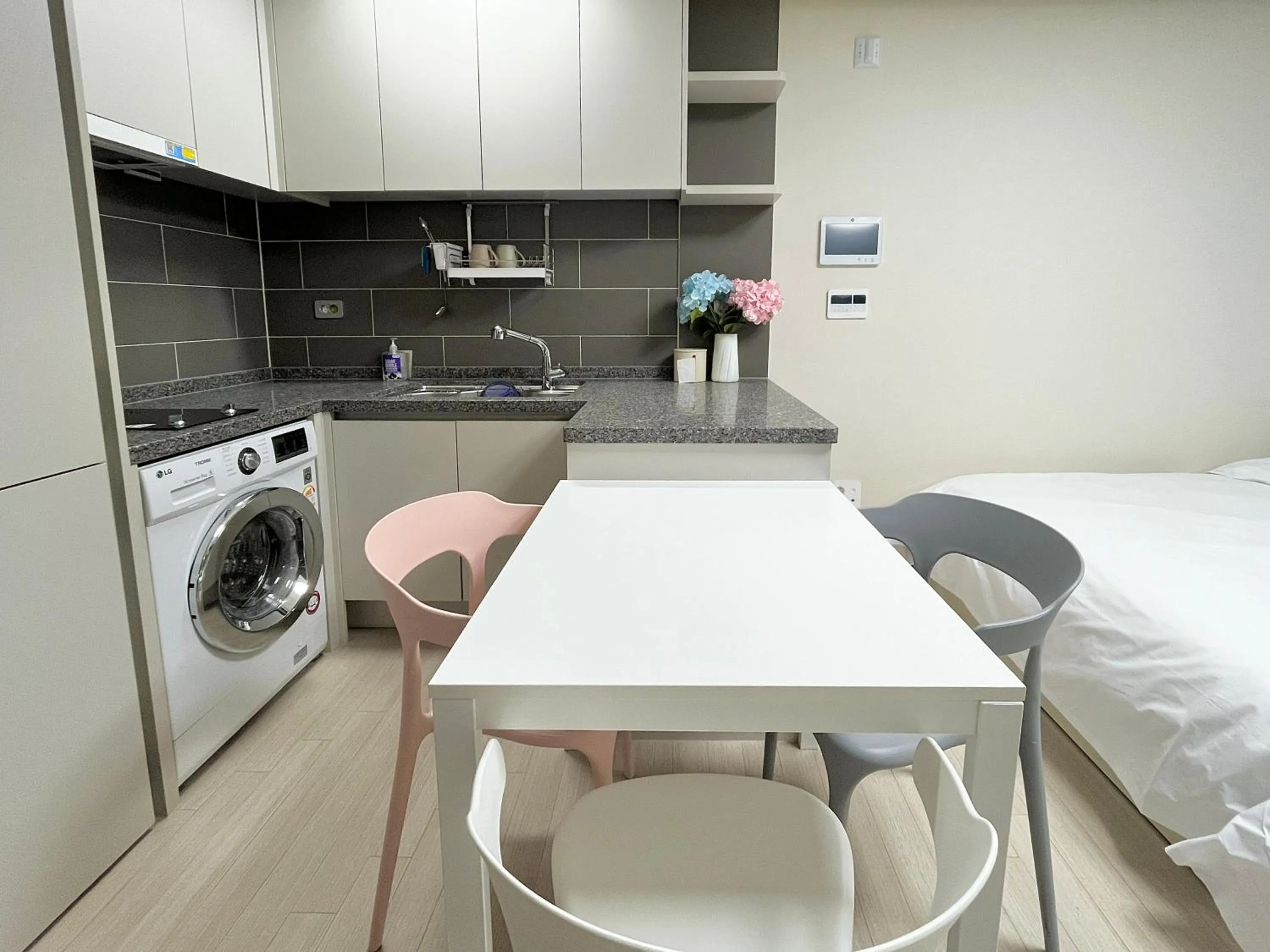 Bed in Landmark Stay in Songdo