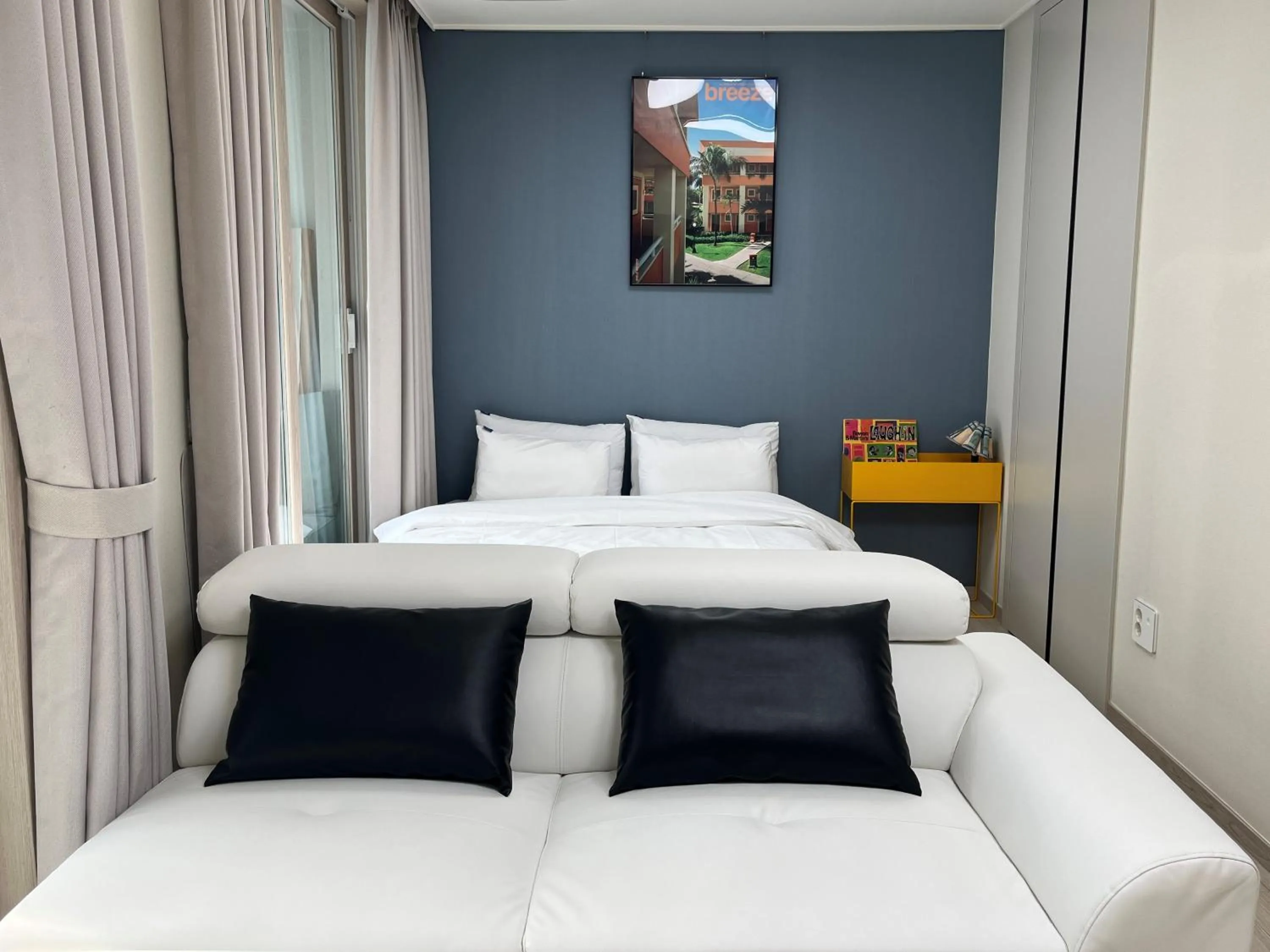 Bed in Landmark Stay in Songdo