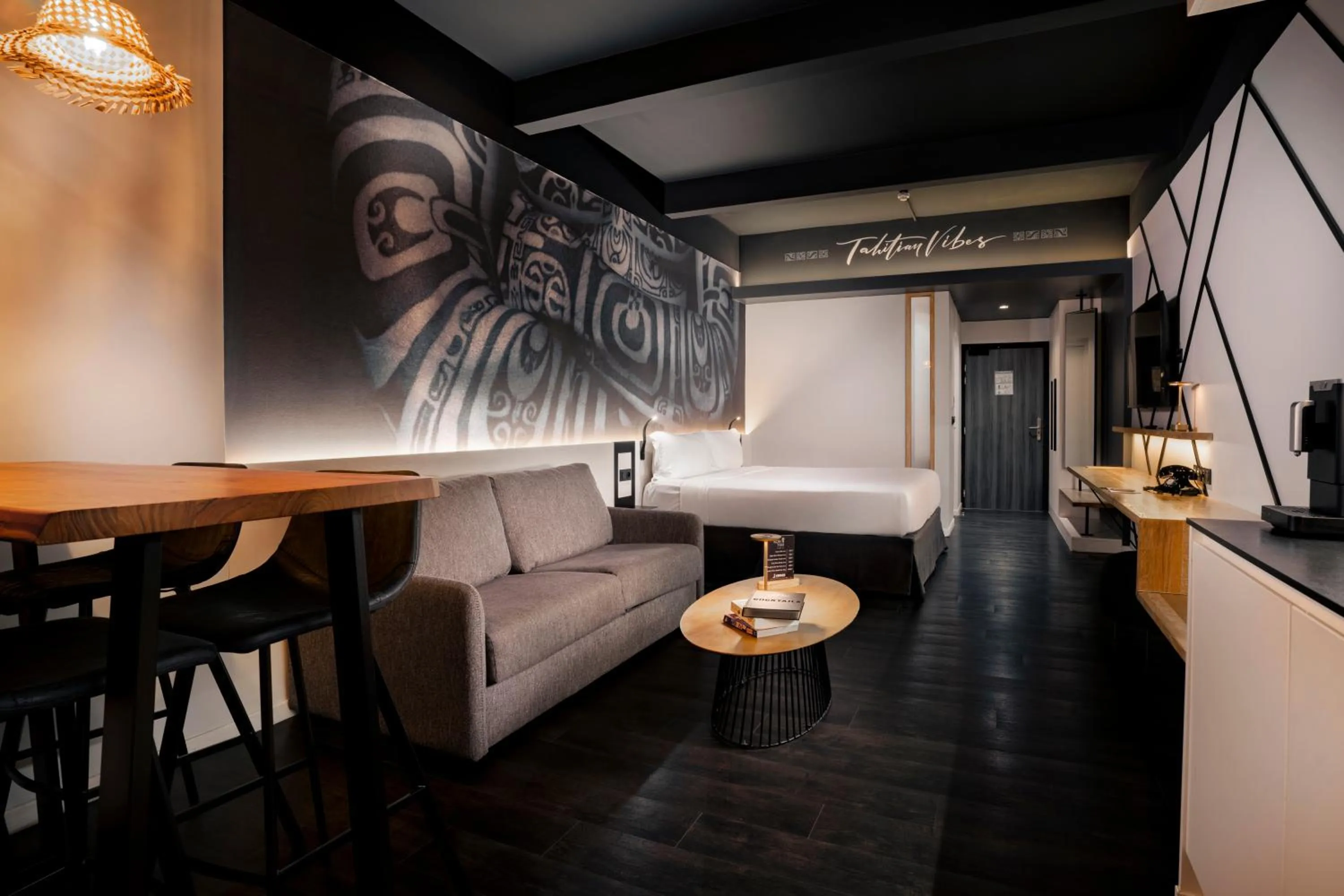 Photo of the whole room in Boutique Hôtel Kon Tiki Tahiti