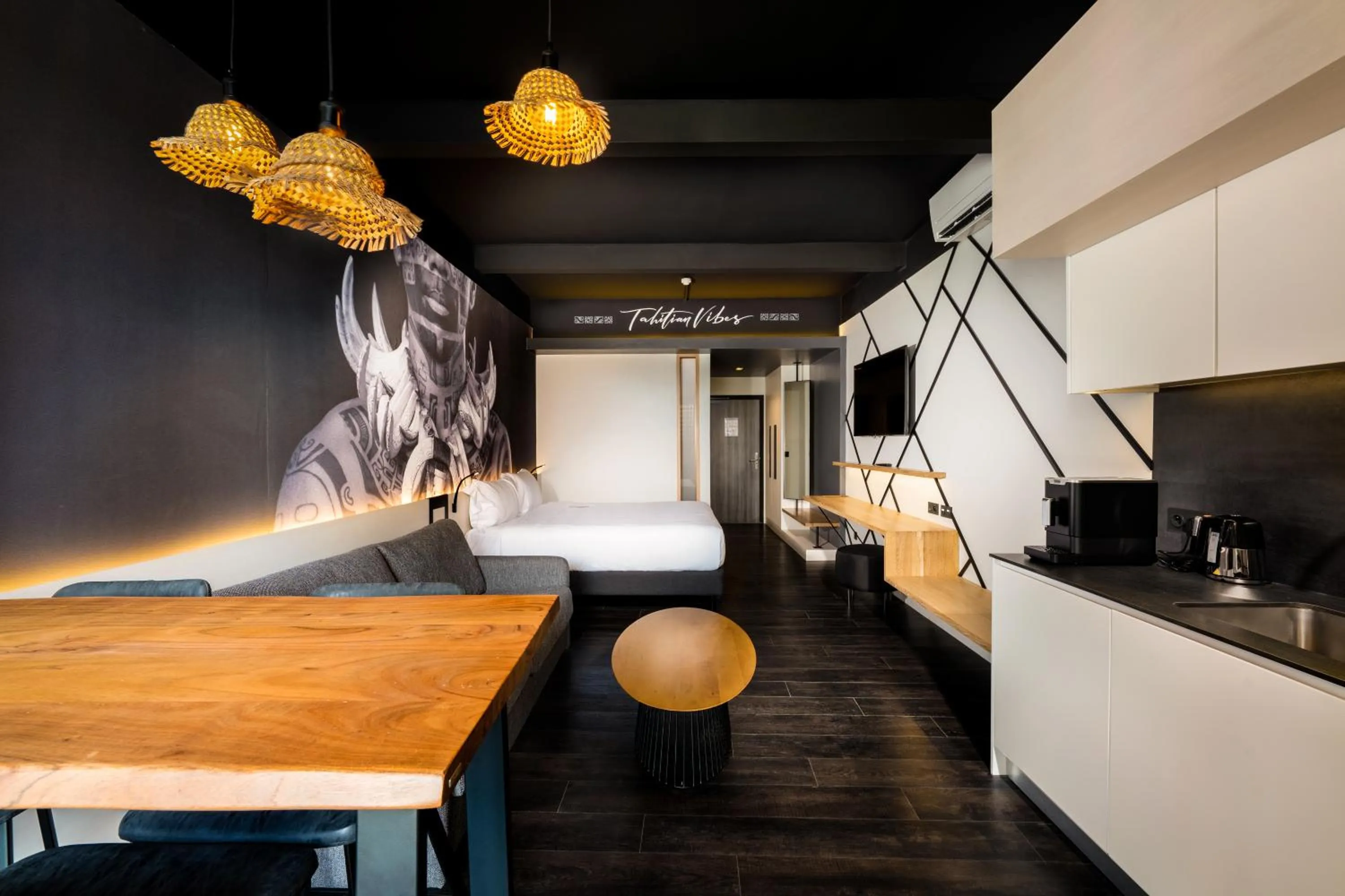 Photo of the whole room in Boutique Hôtel Kon Tiki Tahiti