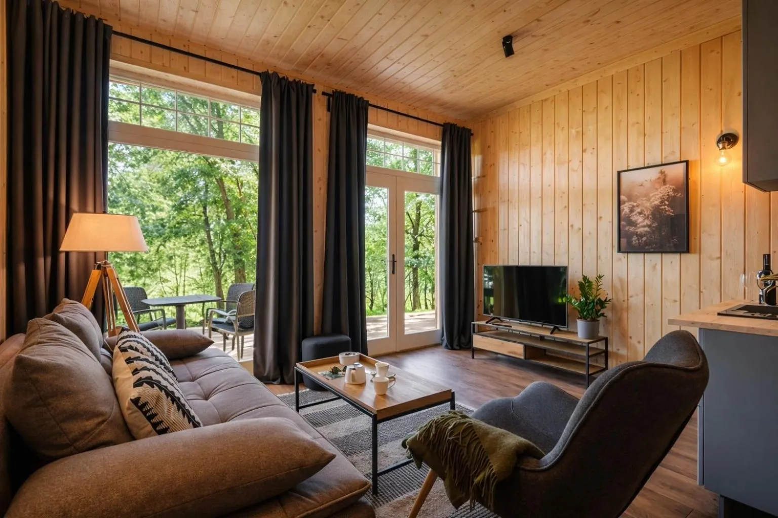 TV and multimedia in Apartamenty Leśna Przystań nad jeziorem