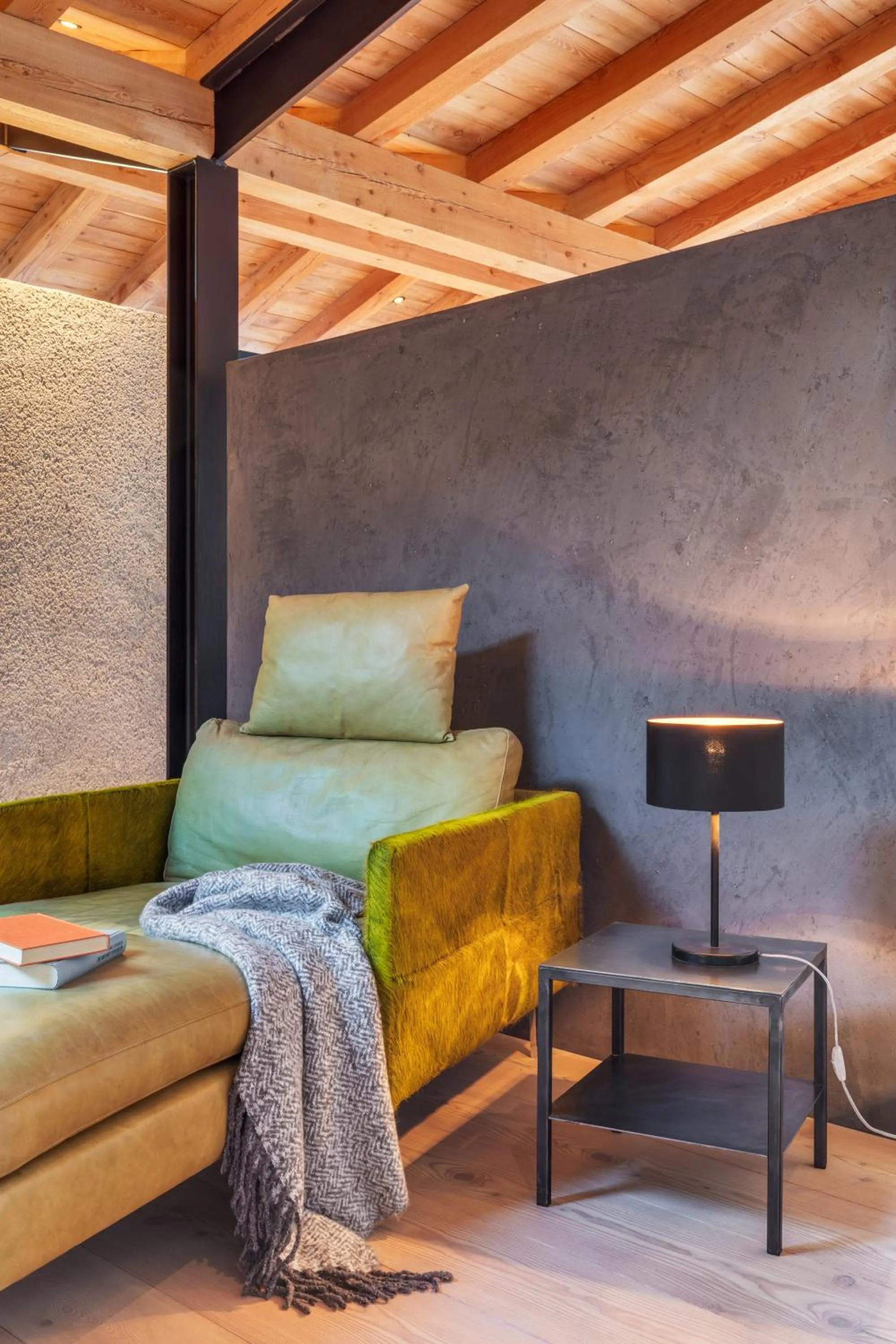 Seating area, Bed in Boutiquehotel Rattenberg