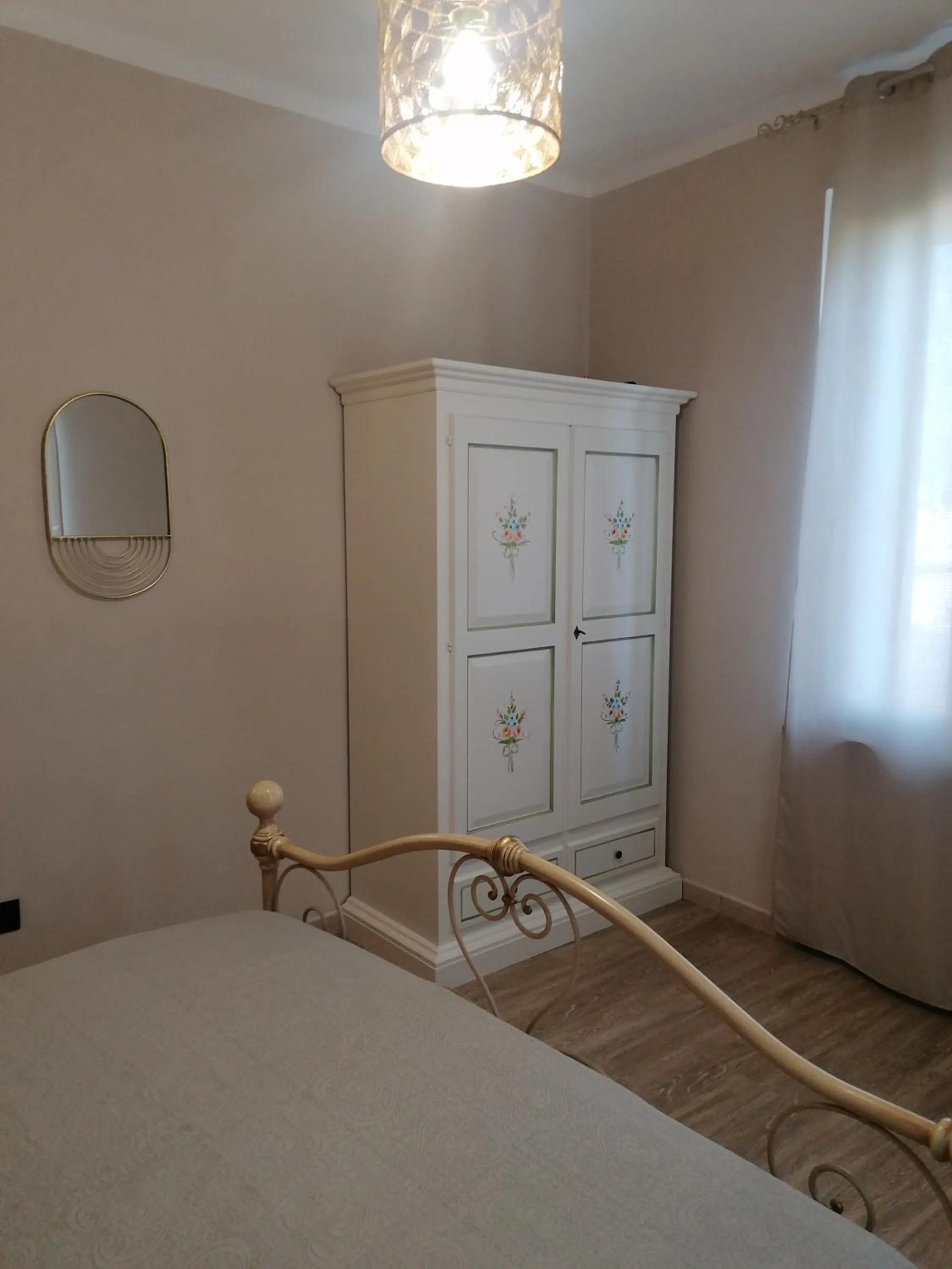 Bed in B&B VILLA PREZIOSA LAGO MAGGIORE