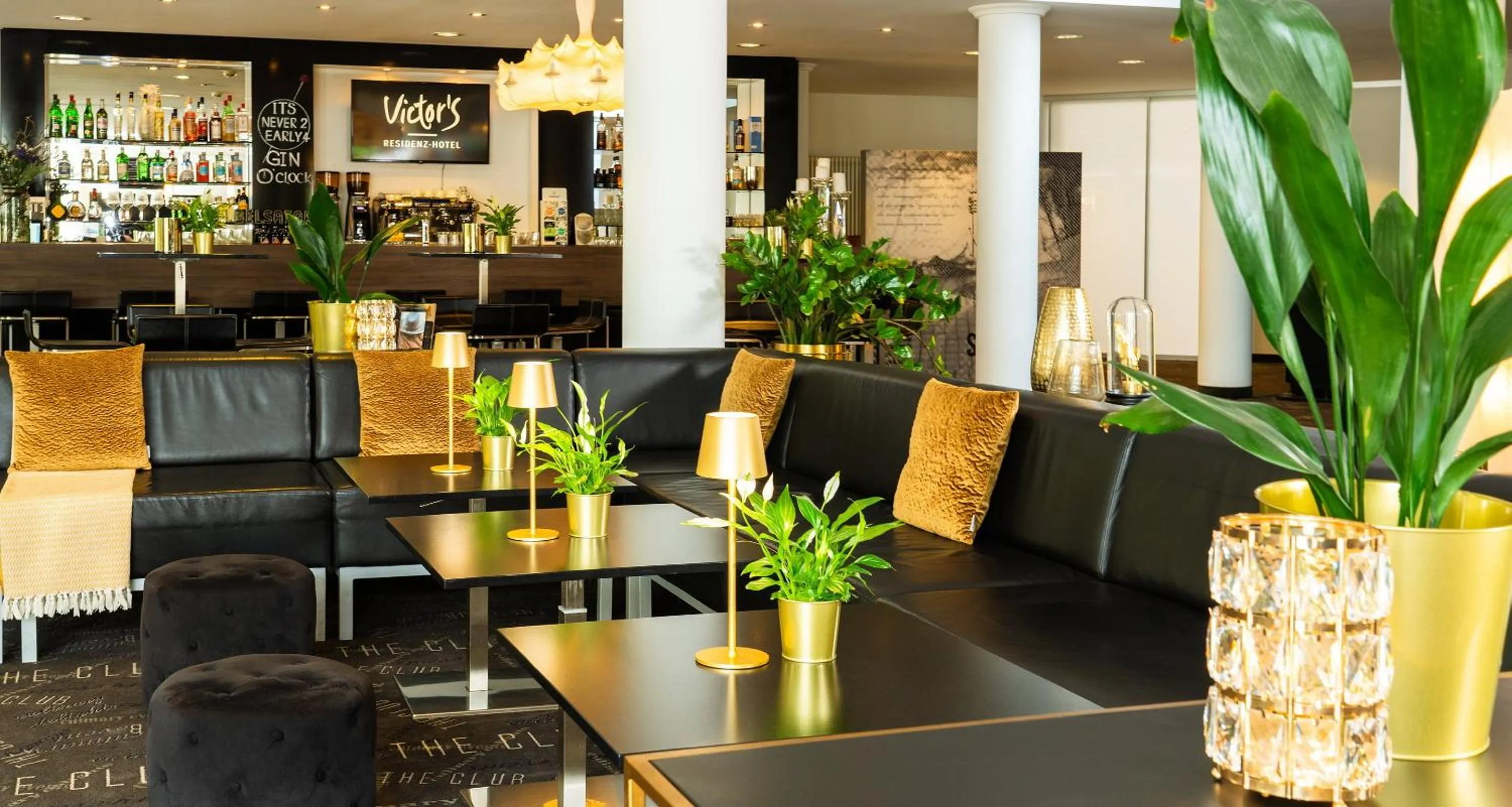 Lobby or reception in Victor's Residenz-Hotel München